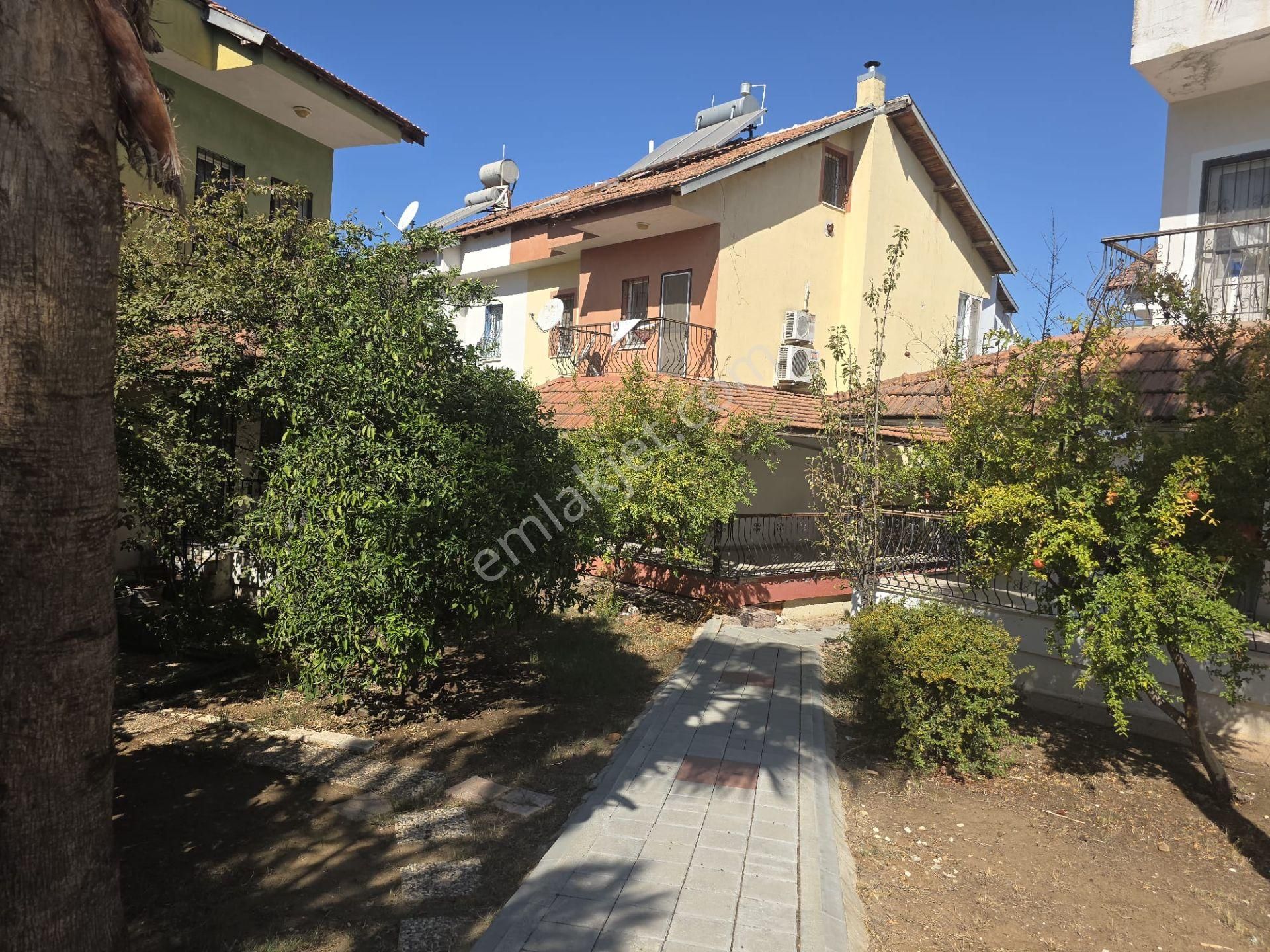 Goldhouse Dan Satılık Yeni Mahalle De Site İçinde Havuzlu 3+1 Villa - Görsel 4