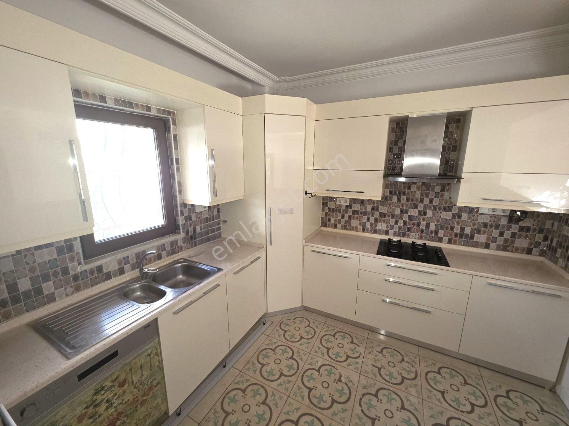 Goldhouse Dan Satılık Yeni Mahalle De Site İçinde Havuzlu 3+1 Villa - Görsel 15