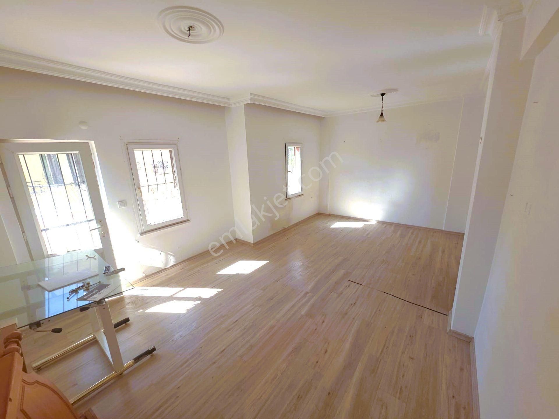 Goldhouse Dan Satılık Yeni Mahalle De Site İçinde Havuzlu 3+1 Villa - Görsel 19