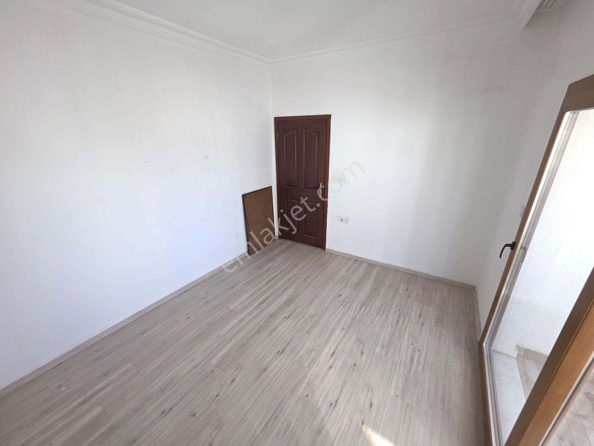 Goldhouse Dan Satılık Yeni Mahalle De Site İçinde Havuzlu 3+1 Villa - Görsel 26