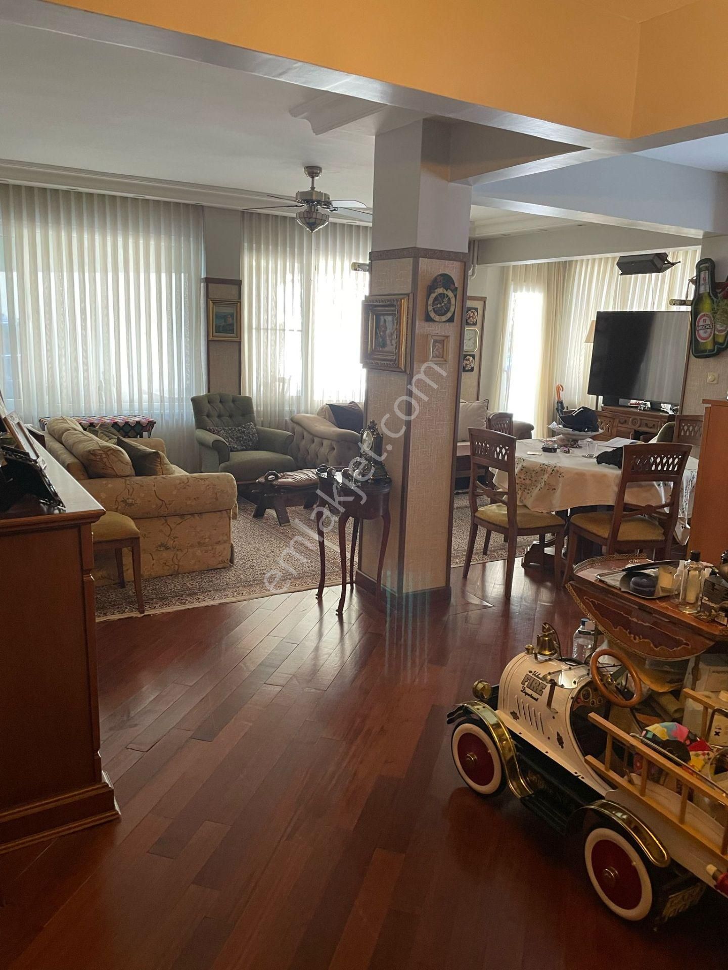 Etilerde 3 + 1 Giriş Katı 130m2 Otoparklı Satılık Daire - Görsel 11