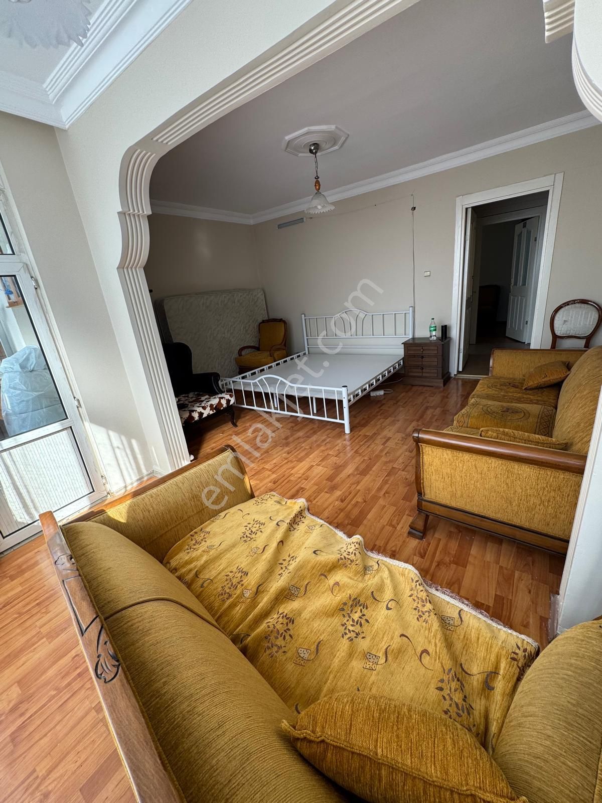 Avcılar Denizköşkler Öğretmenler Caddesinde Mükemmel Fırsat 2+1 Asansörlü Daire - Görsel 3