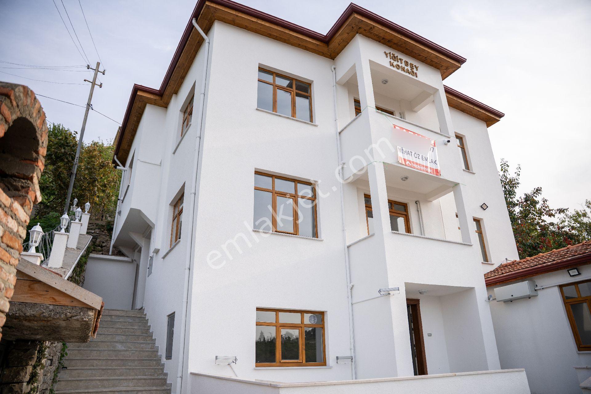 Kastamonu İnebolu Yukarı Hatıpbağı Mahallesi Nde 3 Katlı Satılık Konak - Görsel 6