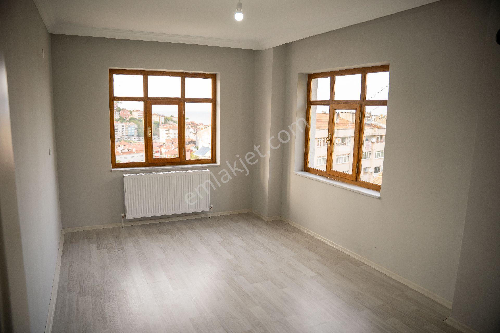 Kastamonu İnebolu Yukarı Hatıpbağı Mahallesi Nde 3 Katlı Satılık Konak - Görsel 30