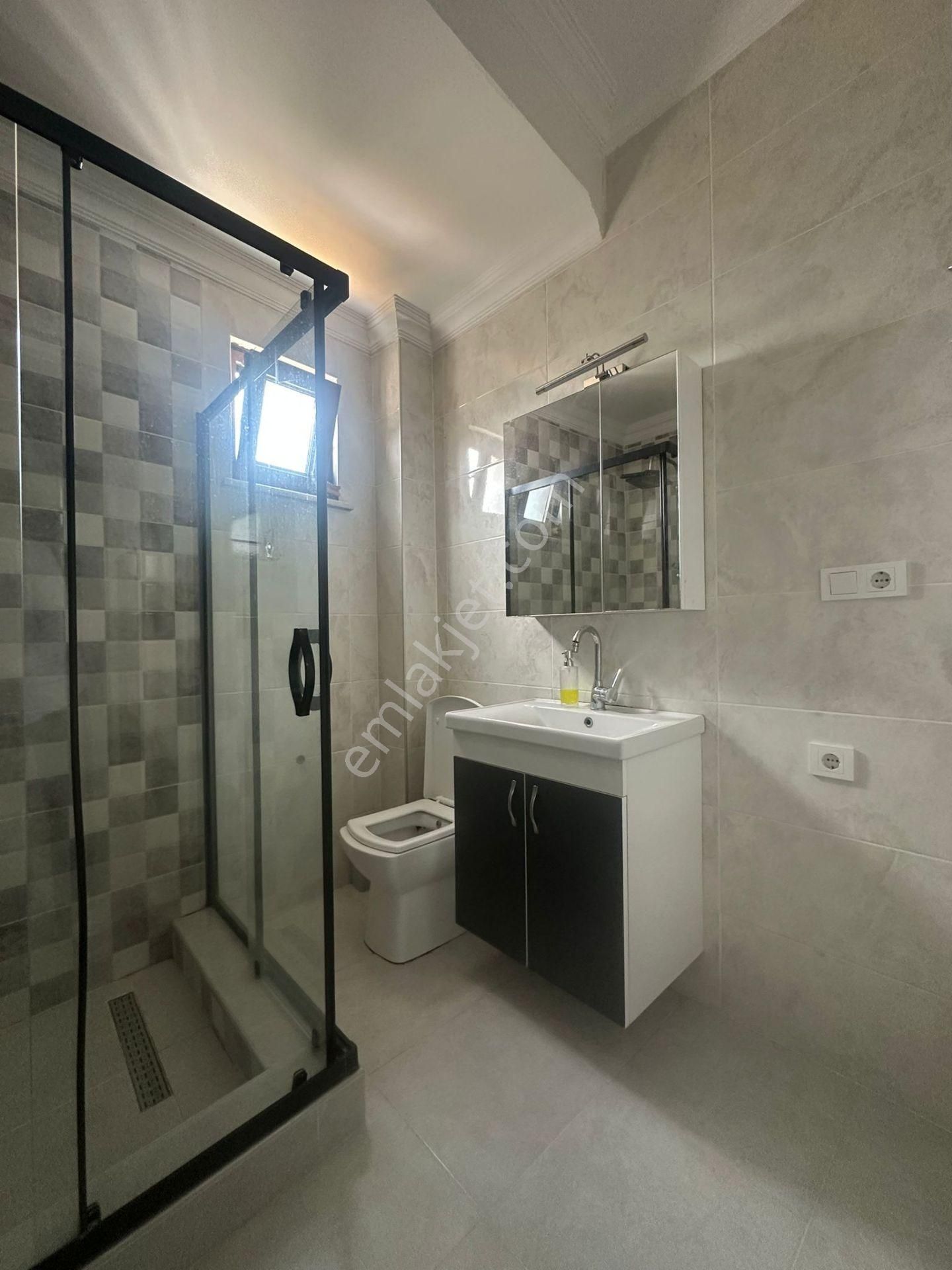 İstanbul Sancaktepe Safa Mah. Satılık 3+1 İskanlı 136 M2 Daire - Görsel 33