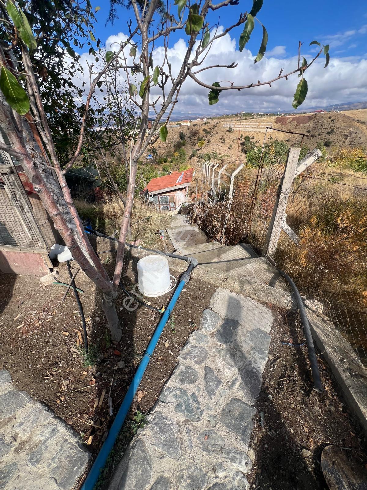 Arkadaş Emlaktan Çoraklık Mevki Avukatlar Sitesinde 2 Katlı Satlık Villa - Görsel 9