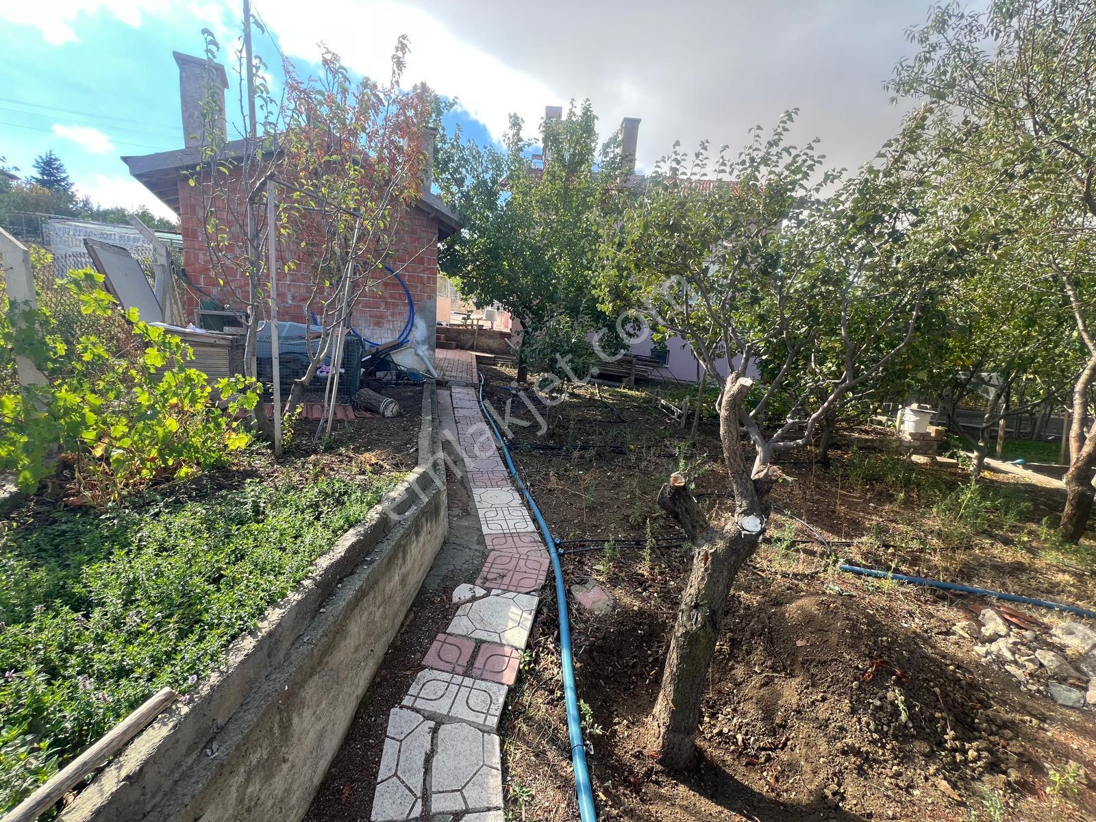 Arkadaş Emlaktan Çoraklık Mevki Avukatlar Sitesinde 2 Katlı Satlık Villa - Görsel 30