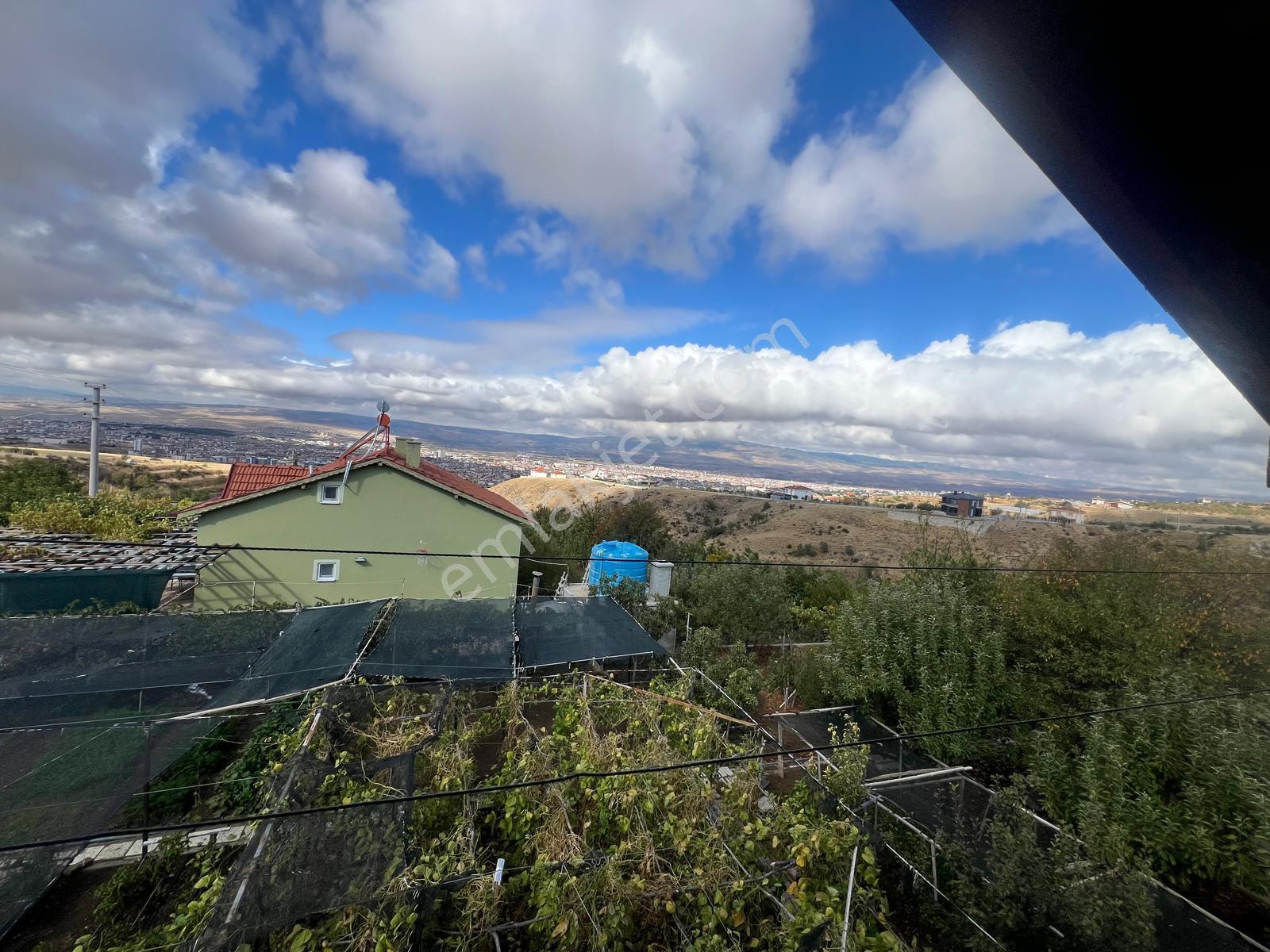 Arkadaş Emlaktan Çoraklık Mevki Avukatlar Sitesinde 2 Katlı Satlık Villa - Görsel 31