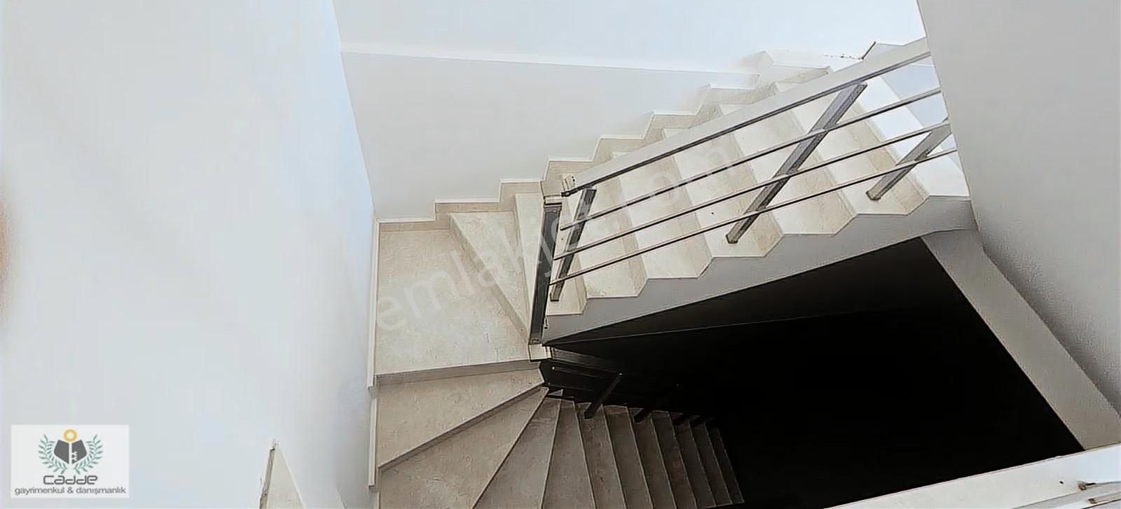 Hurmada Cadde Üzerinde 300 M2 Kiralık Dükkan - Görsel 7