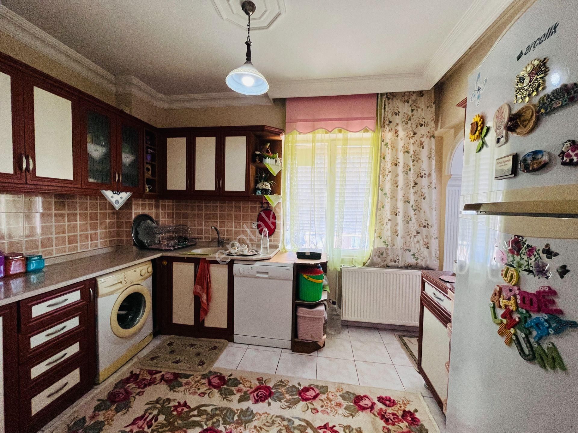 Yenigün 'de Önü Full Açık Geniş Güney Cephe 3+1 - Görsel 20