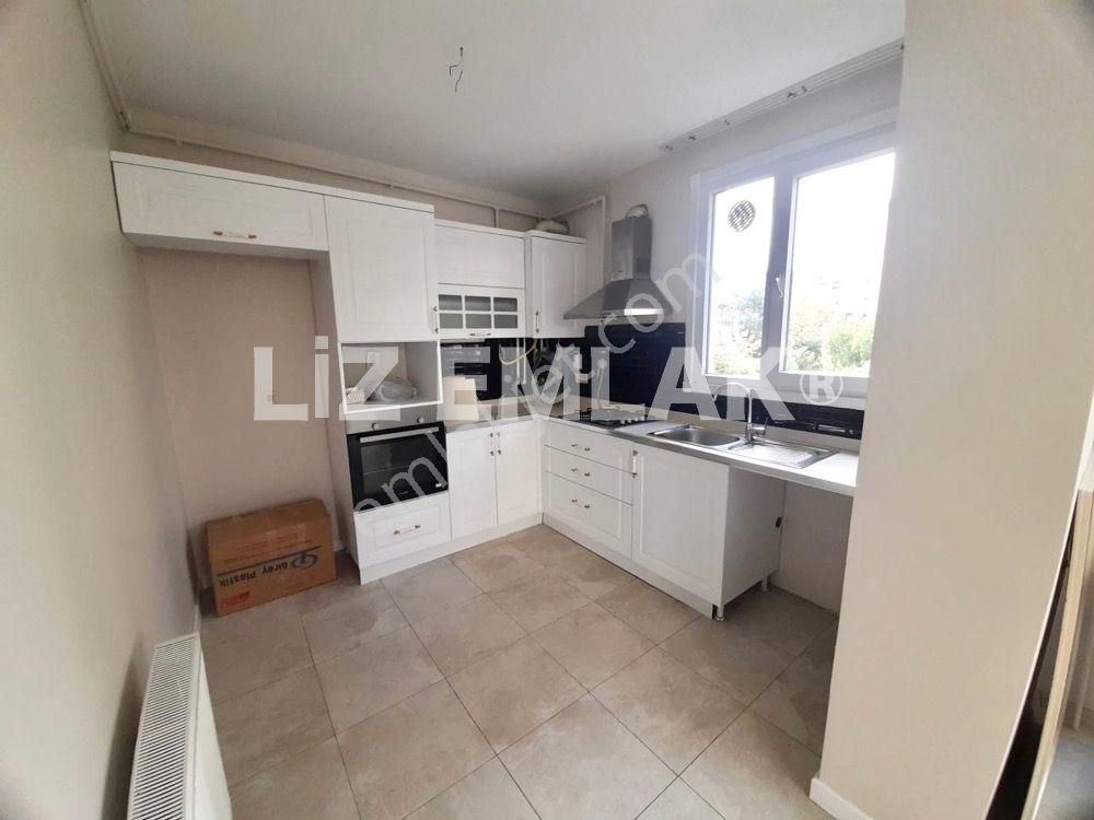 Suadiye Ayşekadın'da Metro Marmaray'a Yakın Genç Binada 2+1 - Görsel 6