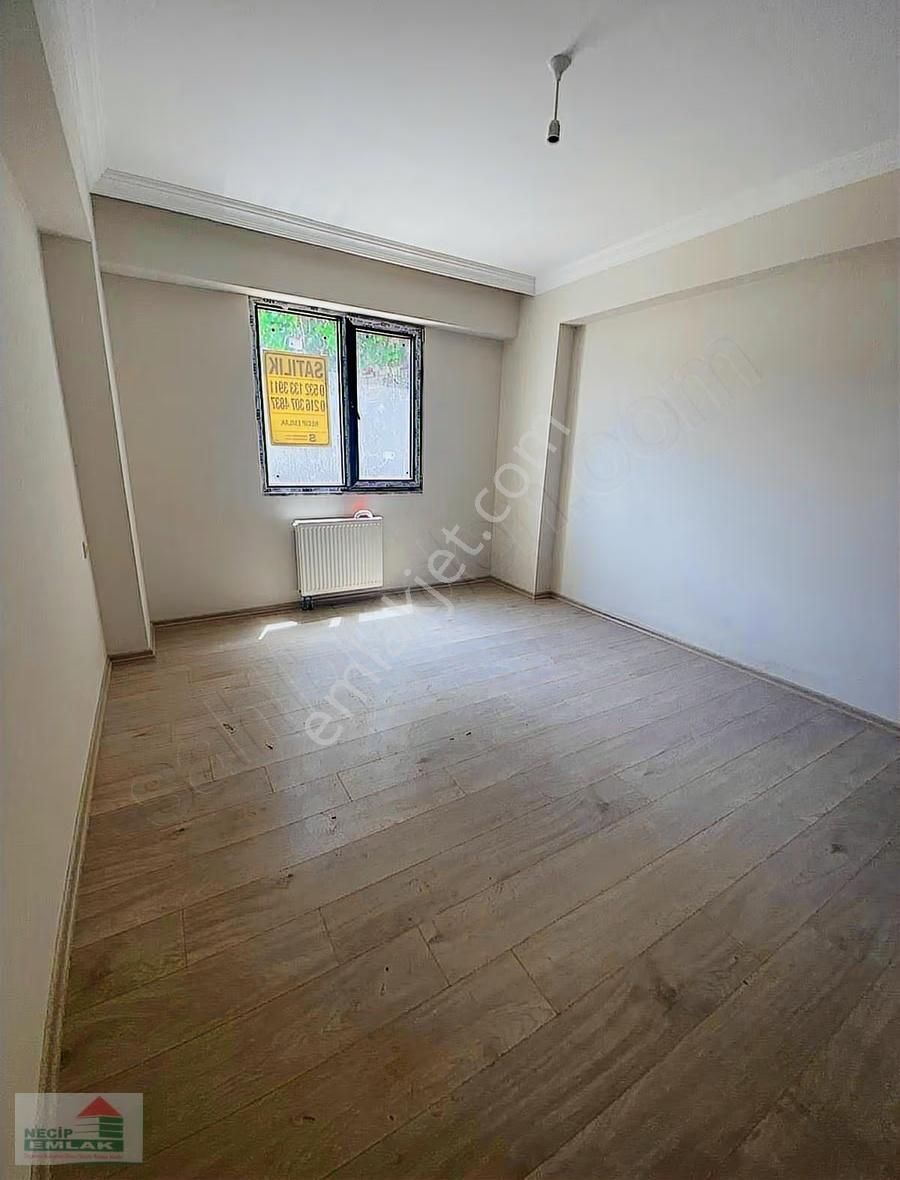 Necip Emlaktan Velibaabın Merkezine Yakın Satılık 3+1 - Görsel 15