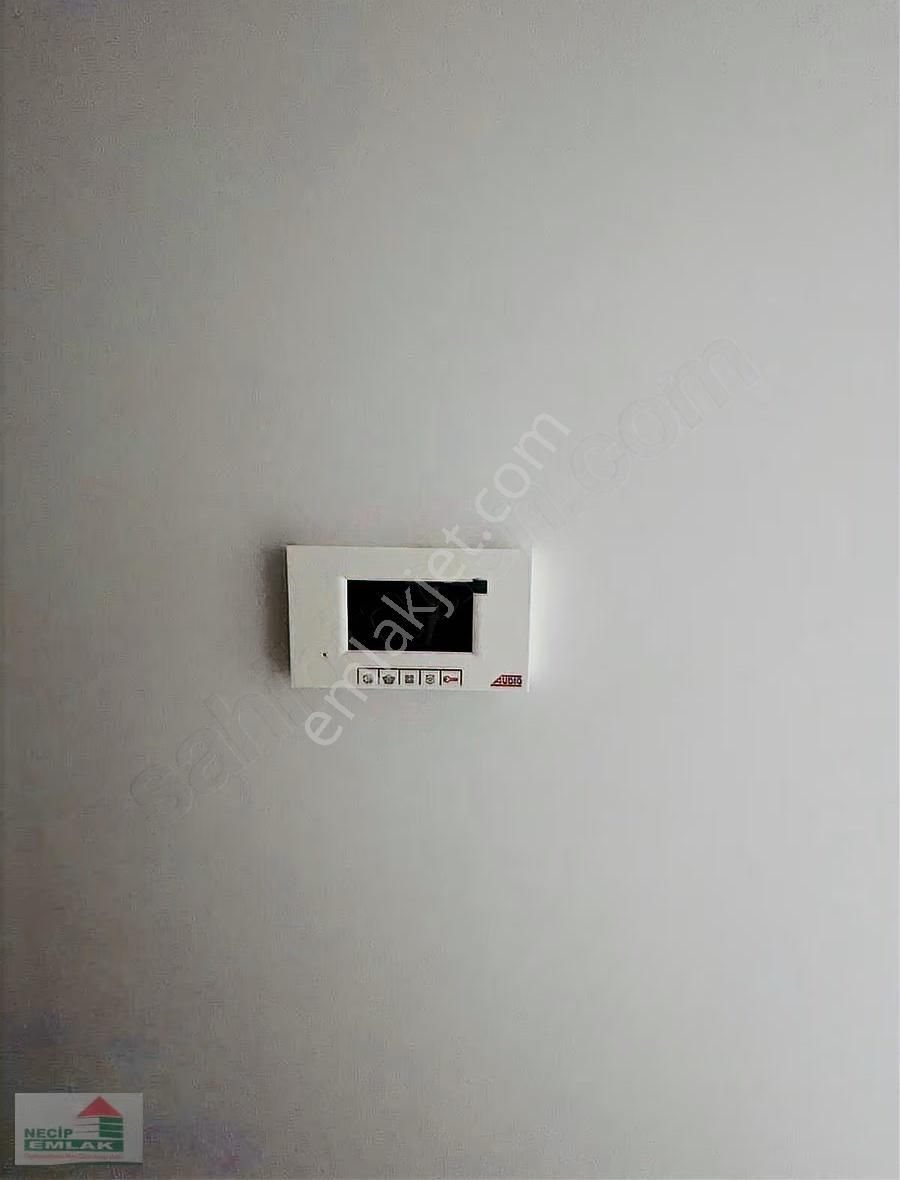 Necip Emlaktan Velibaabın Merkezine Yakın Satılık 3+1 - Görsel 3