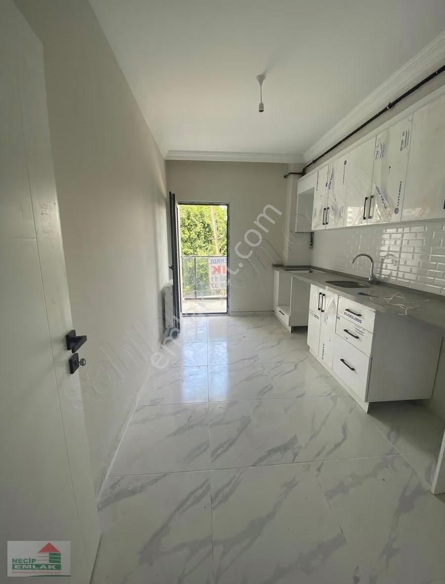 Necip Emlaktan Velibaabın Merkezine Yakın Satılık 3+1 - Görsel 8