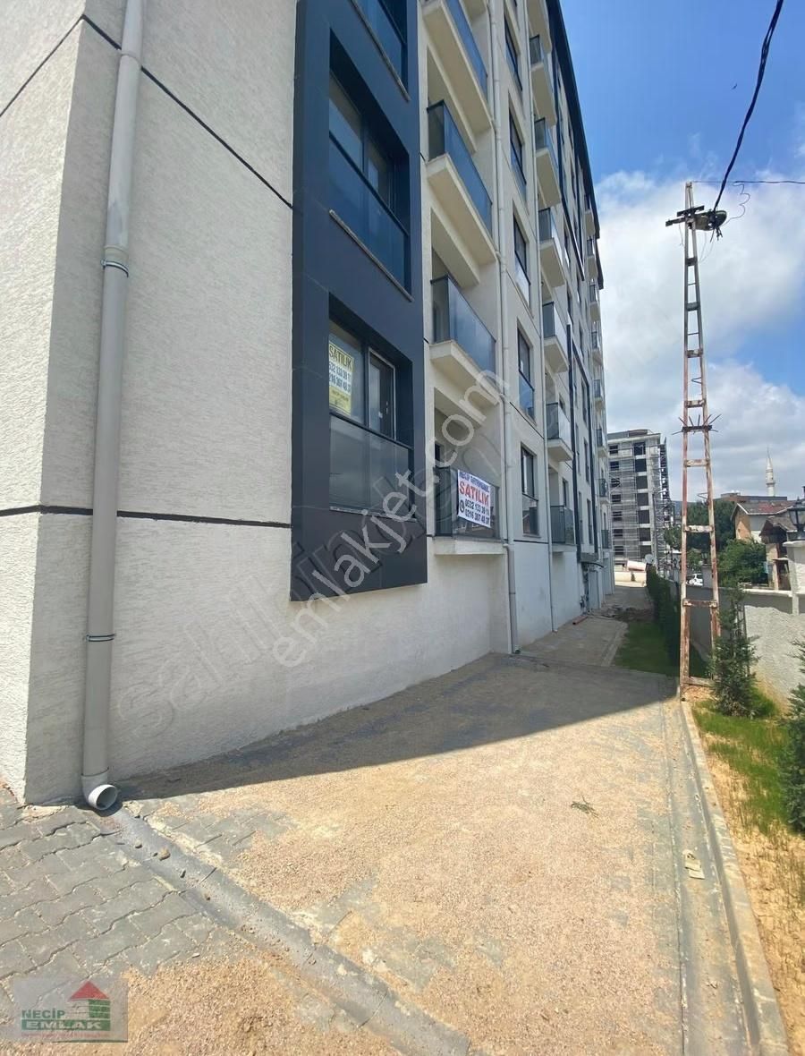 Necip Emlaktan Velibaabın Merkezine Yakın Satılık 3+1 - Görsel 17