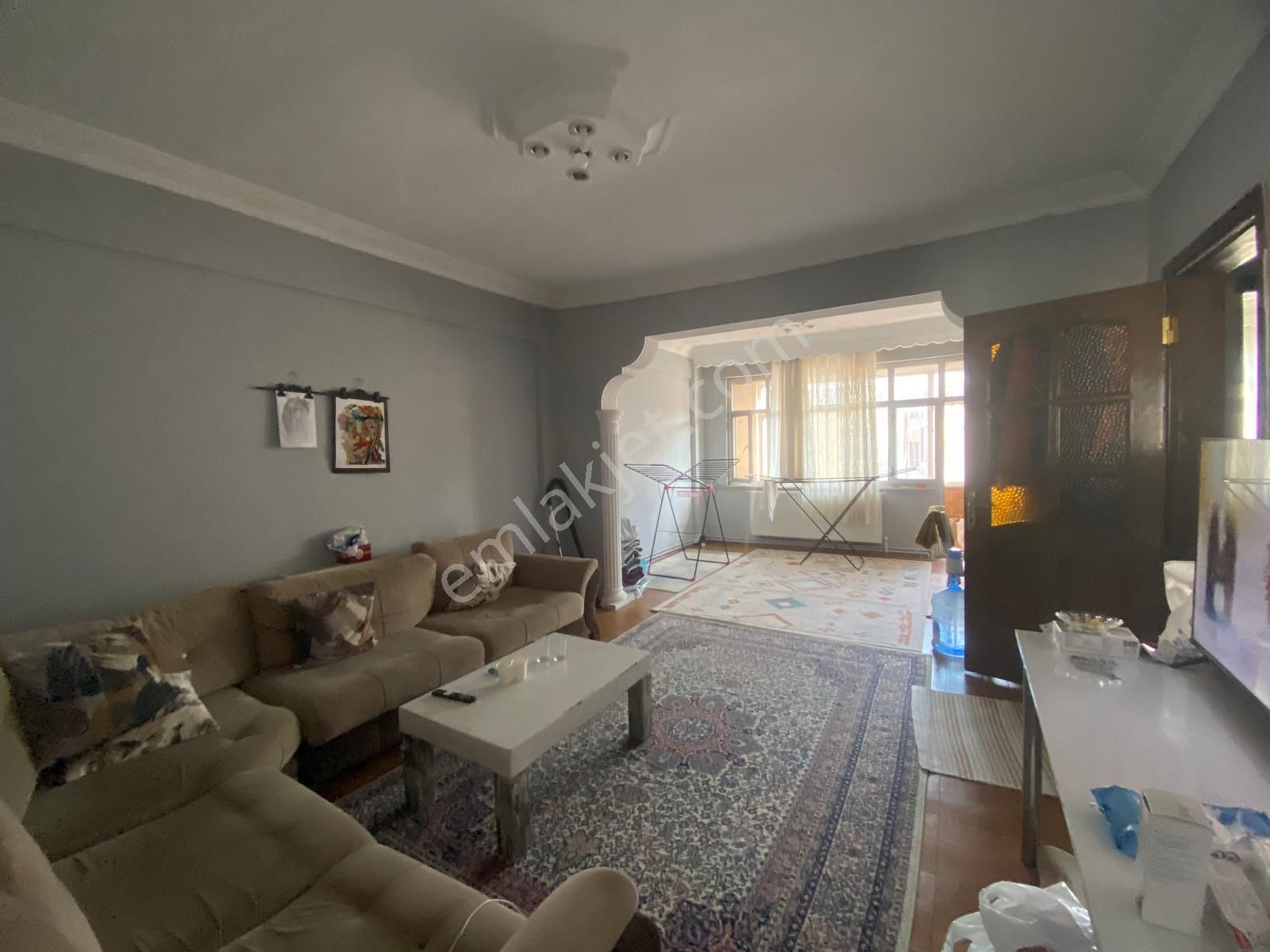 Esenler Yavuzselim Mahallesinde İstanbul Caddesinde 2+1/100m2/4. Kat Satılık Daire