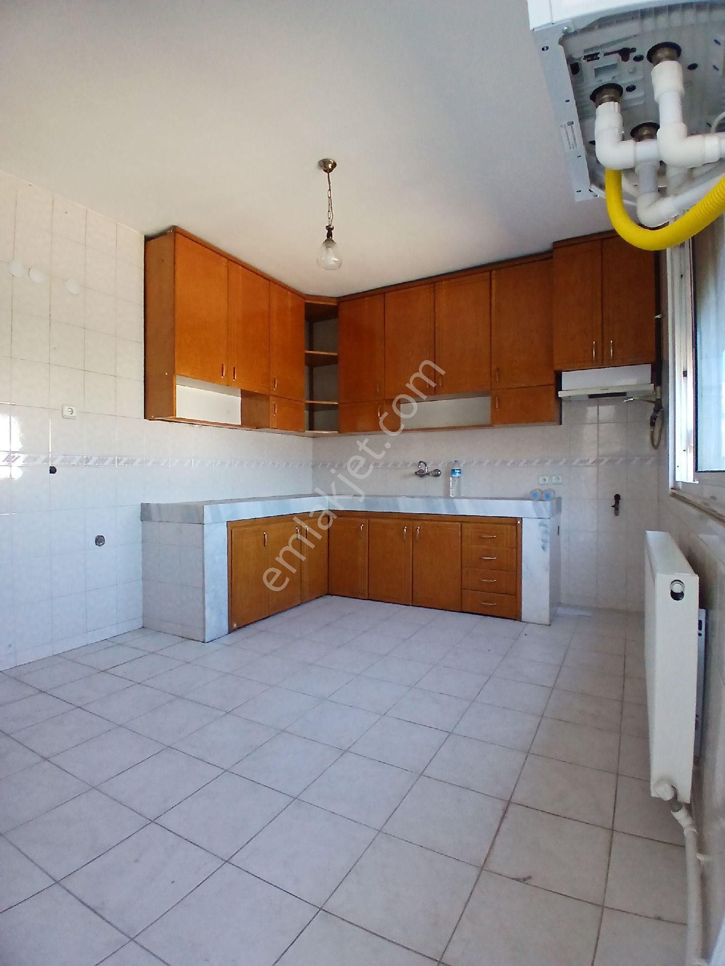 Karabağlar Sevgi Mah Doğalgaz