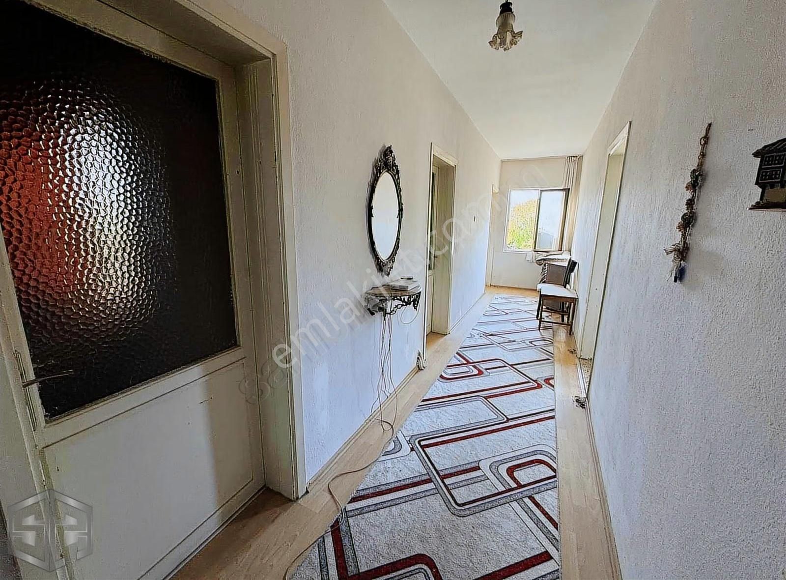 Selçuk Oteller Bölgesinde Pansiyon Ruhsatına Uygun Satılık Bina - Görsel 12