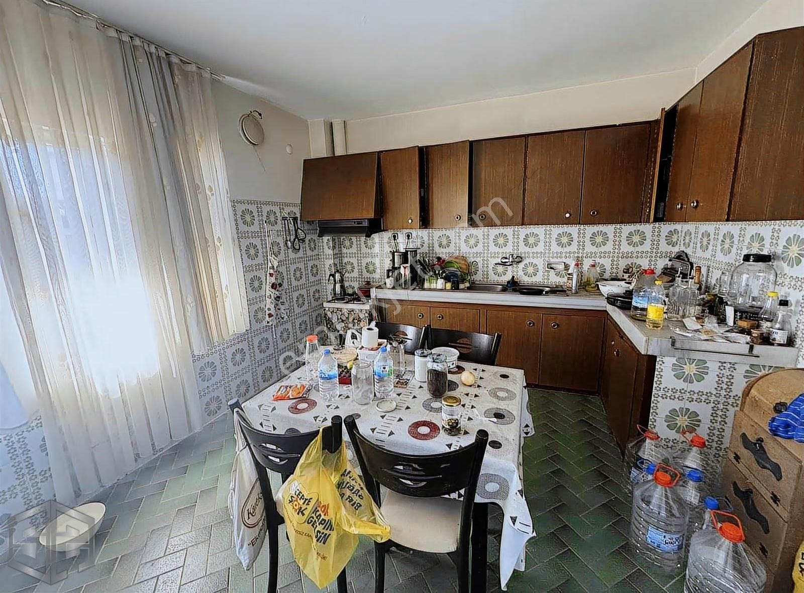 Selçuk Oteller Bölgesinde Pansiyon Ruhsatına Uygun Satılık Bina - Görsel 11