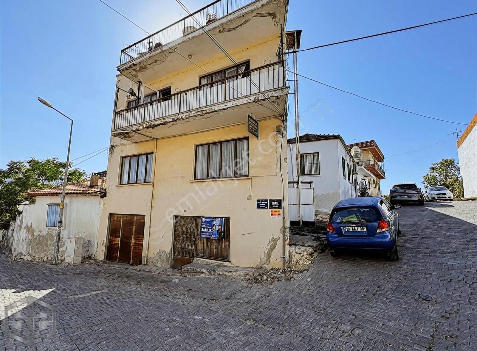 Selçuk Oteller Bölgesinde Pansiyon Ruhsatına Uygun Satılık Bina - Görsel 20