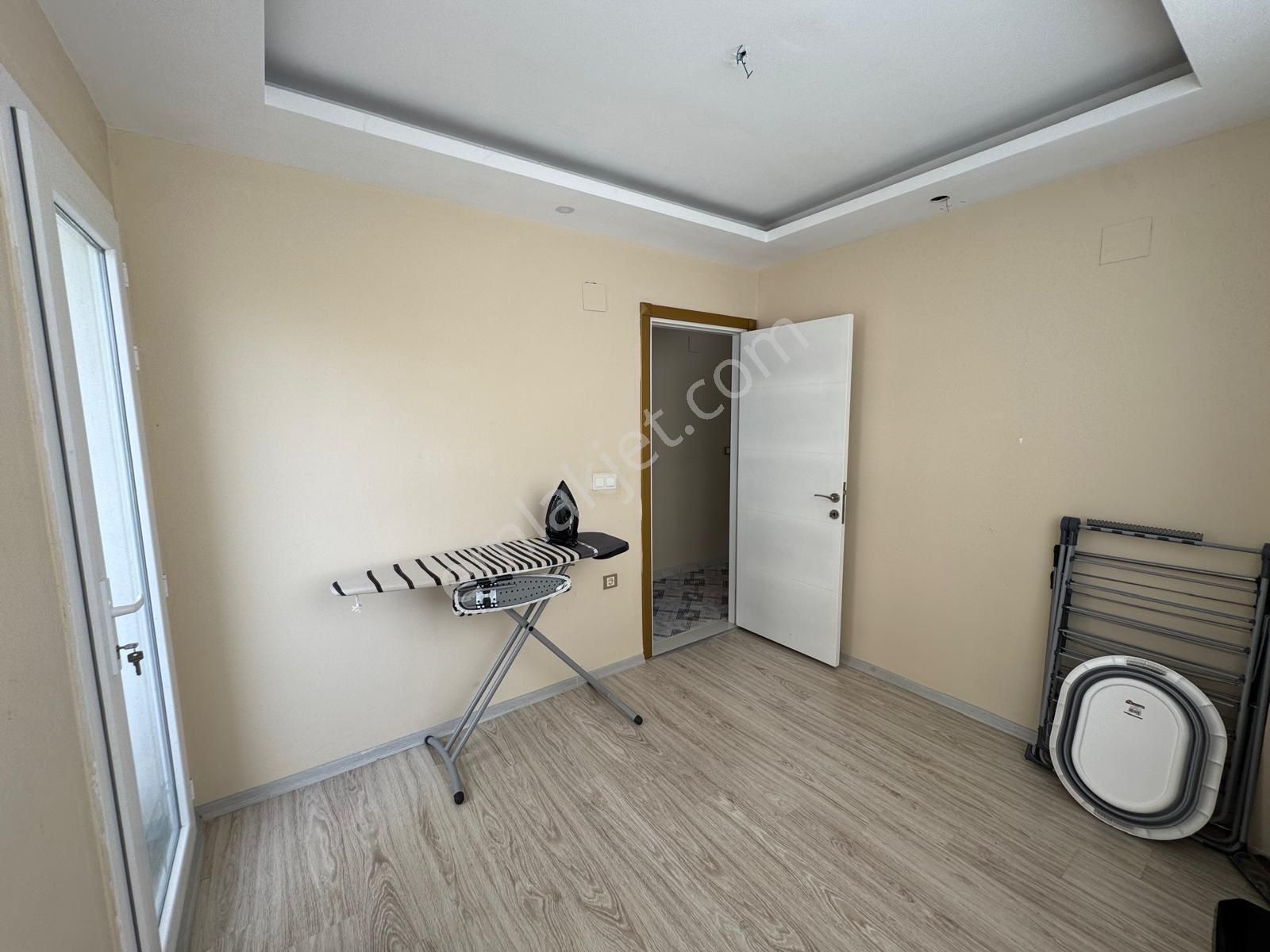 Remint’den Sarıçam Gültepe Mahallesinde 3+1 Açık Mutfak Giyinme Odalı Hasarsız Satılık Daire Kaçmaz!