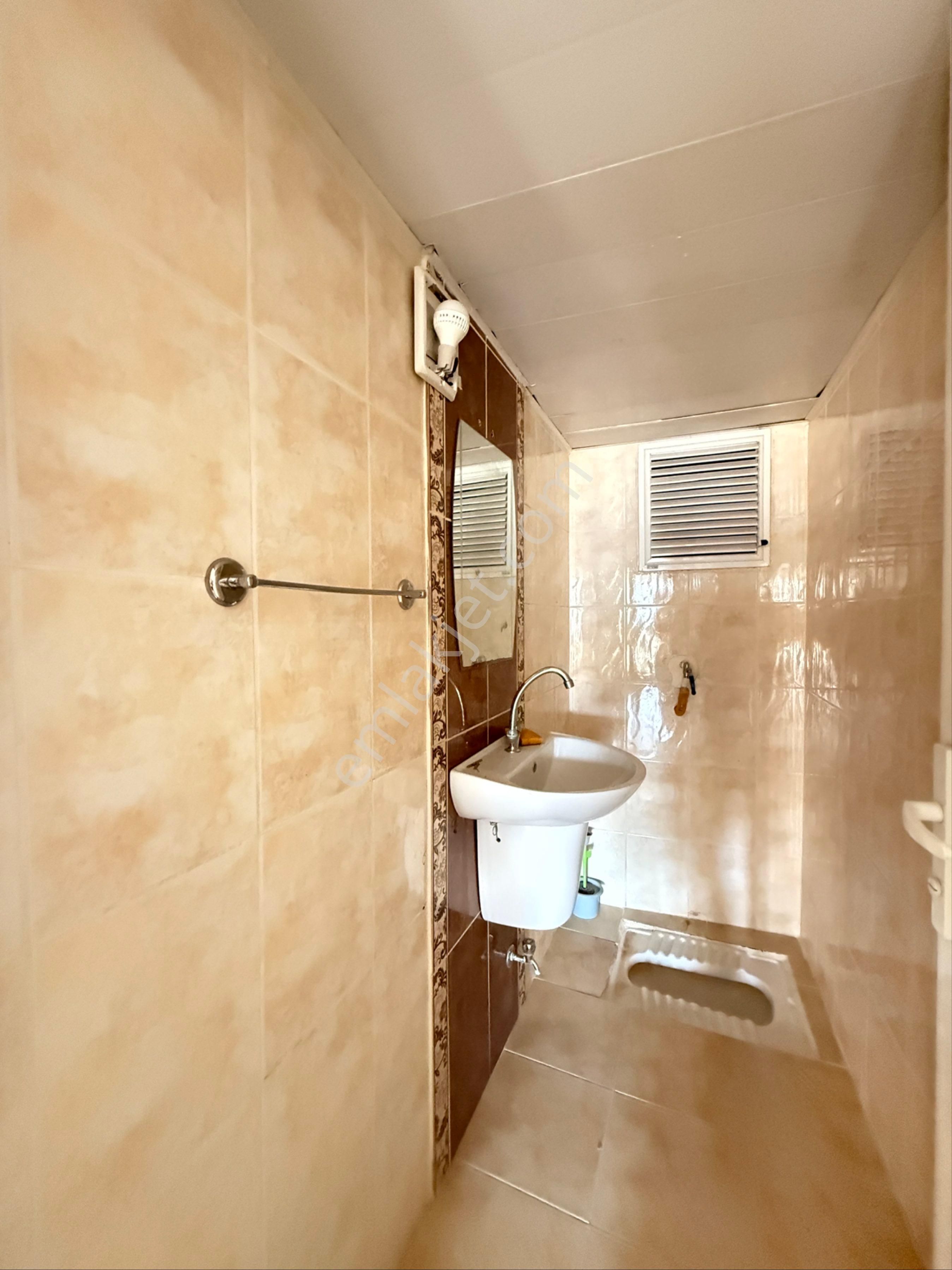 Remint’den Toros Mahallesinde Geniş 3+1 Kapalı Mutfak Doğalgazlı Satılık Daire Kaçmaz Uygun Fiyat…. - Görsel 9