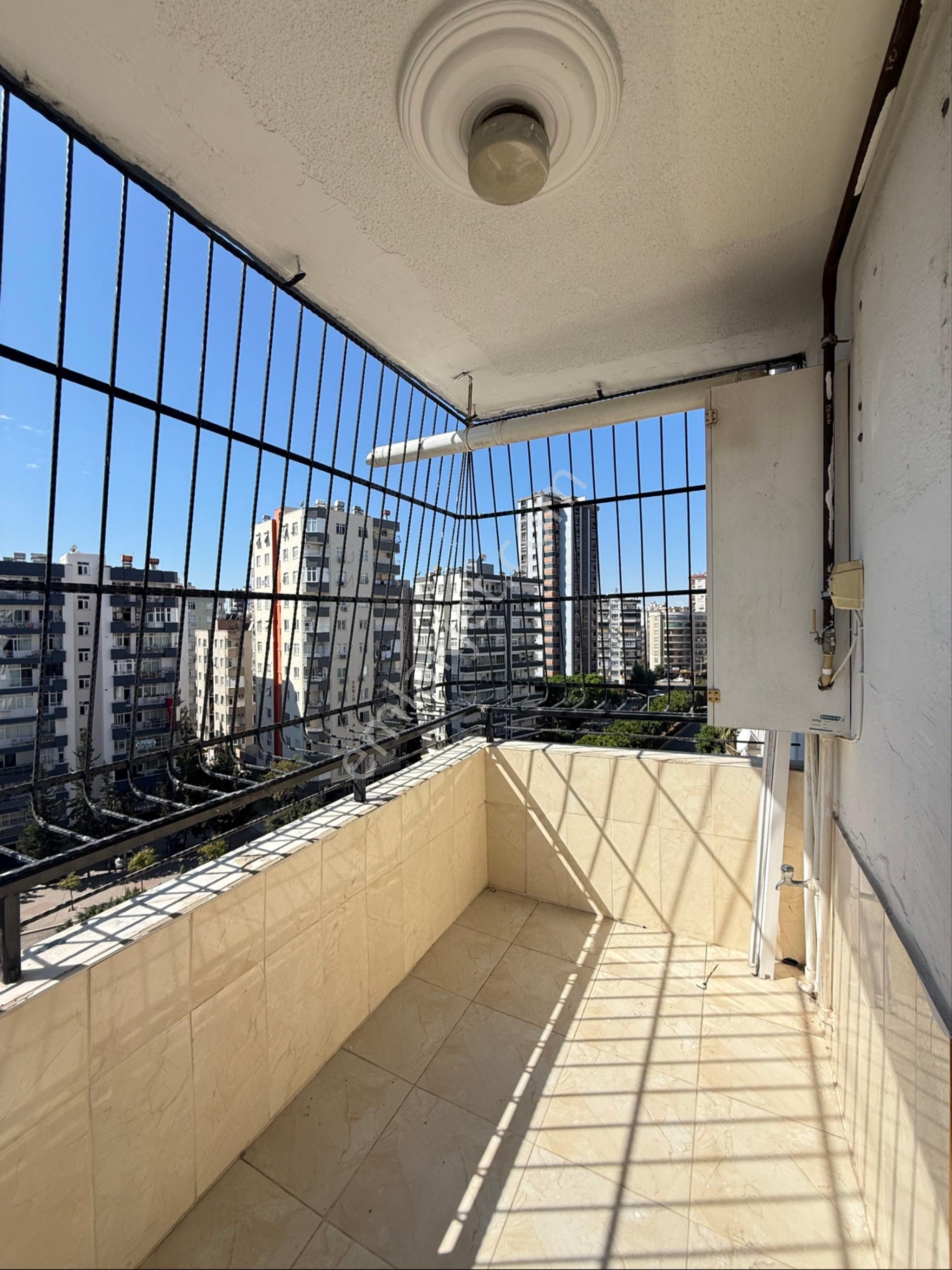 Remint’den Toros Mahallesinde Geniş 3+1 Kapalı Mutfak Doğalgazlı Satılık Daire Kaçmaz Uygun Fiyat…. - Görsel 7