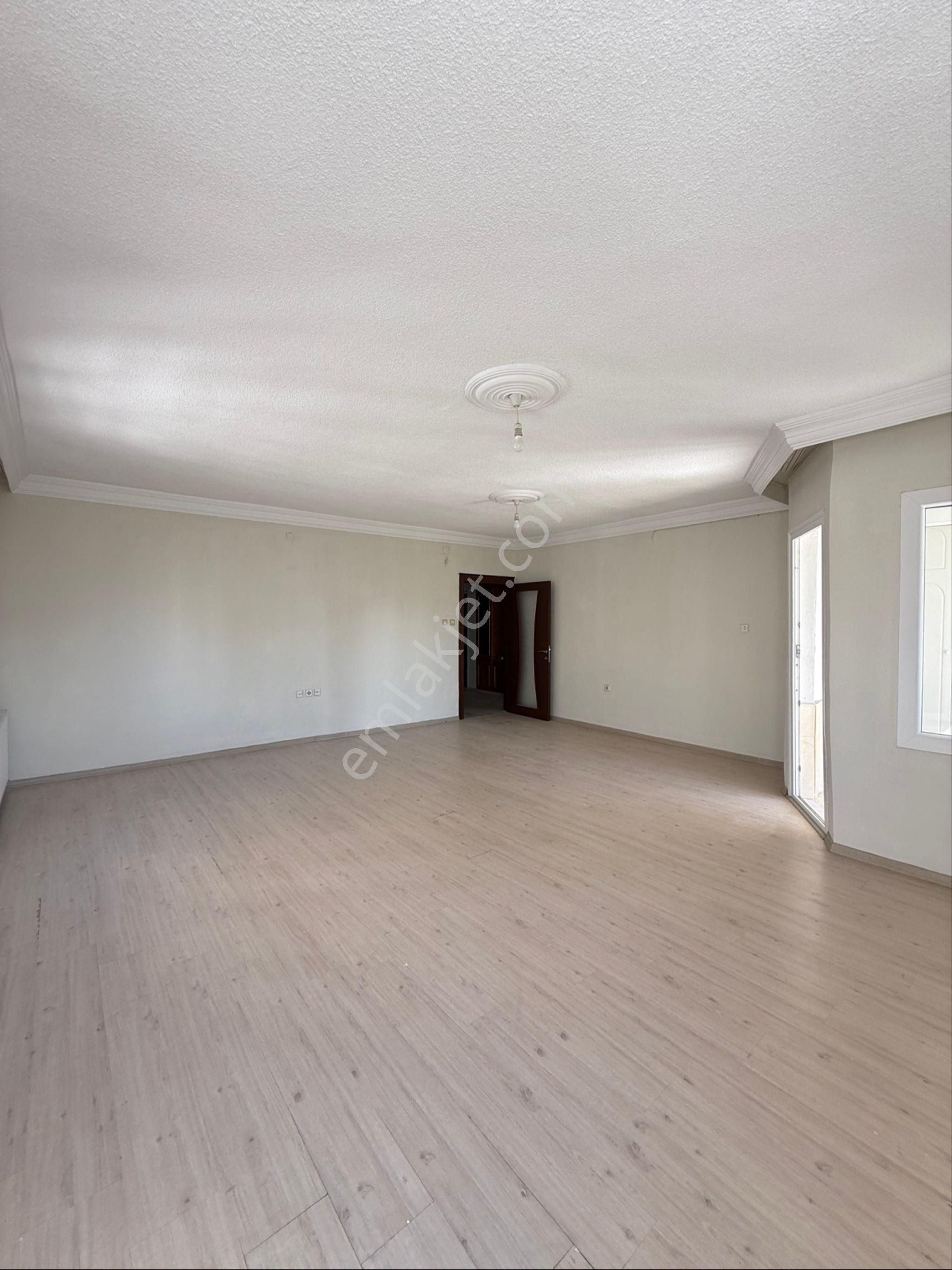 Remint’den Toros Mahallesinde Geniş 3+1 Kapalı Mutfak Doğalgazlı Satılık Daire Kaçmaz Uygun Fiyat…. - Görsel 6