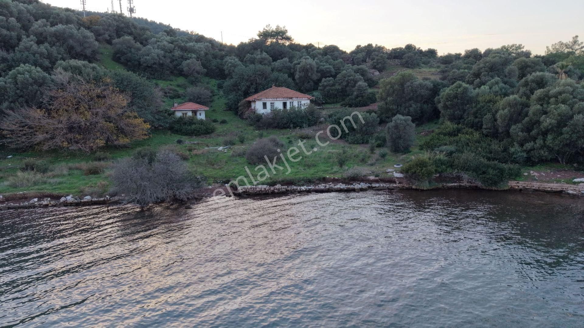 Müjgan Emlaktan Marmaris'in Kalbinde Tapuya İşli Ev Olan Satılık Koy - Görsel 13