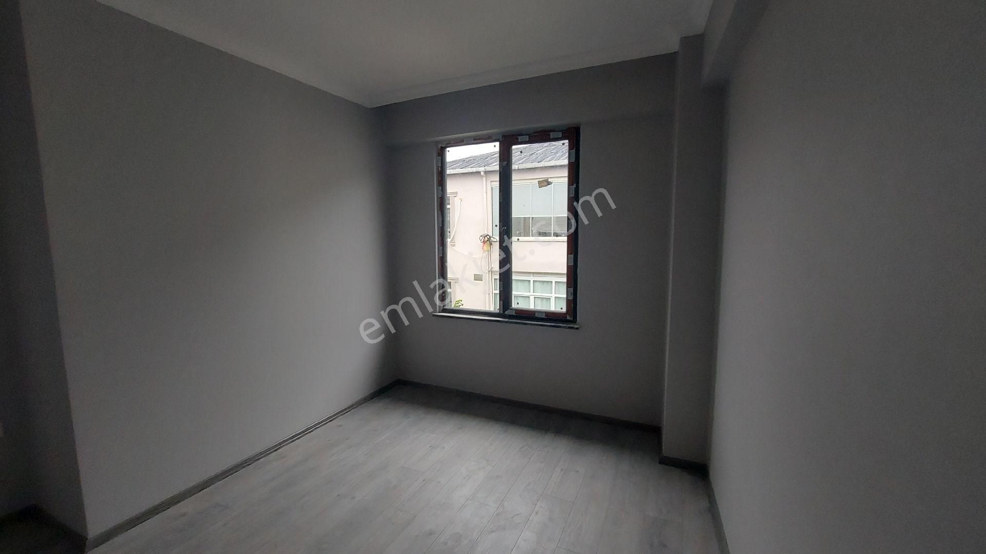 Sultanbeyli Ahmet Yesevi Mahallesi'nde Satılık 2+1 Ara Kat Daire - Görsel 9