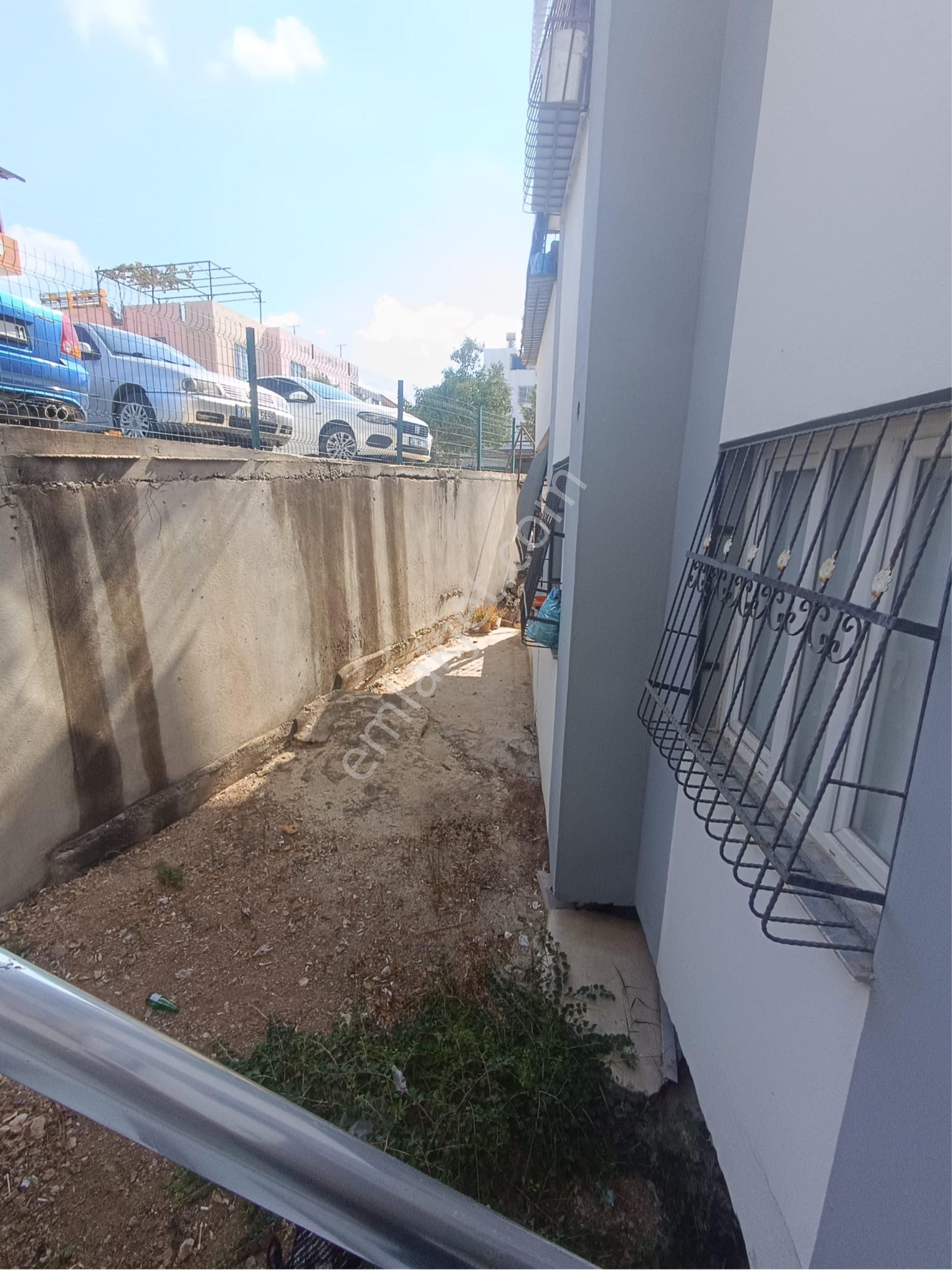 2+1 Çocuk Odalı Hasarsız Doğalgaz Kombili Daire - Görsel 17