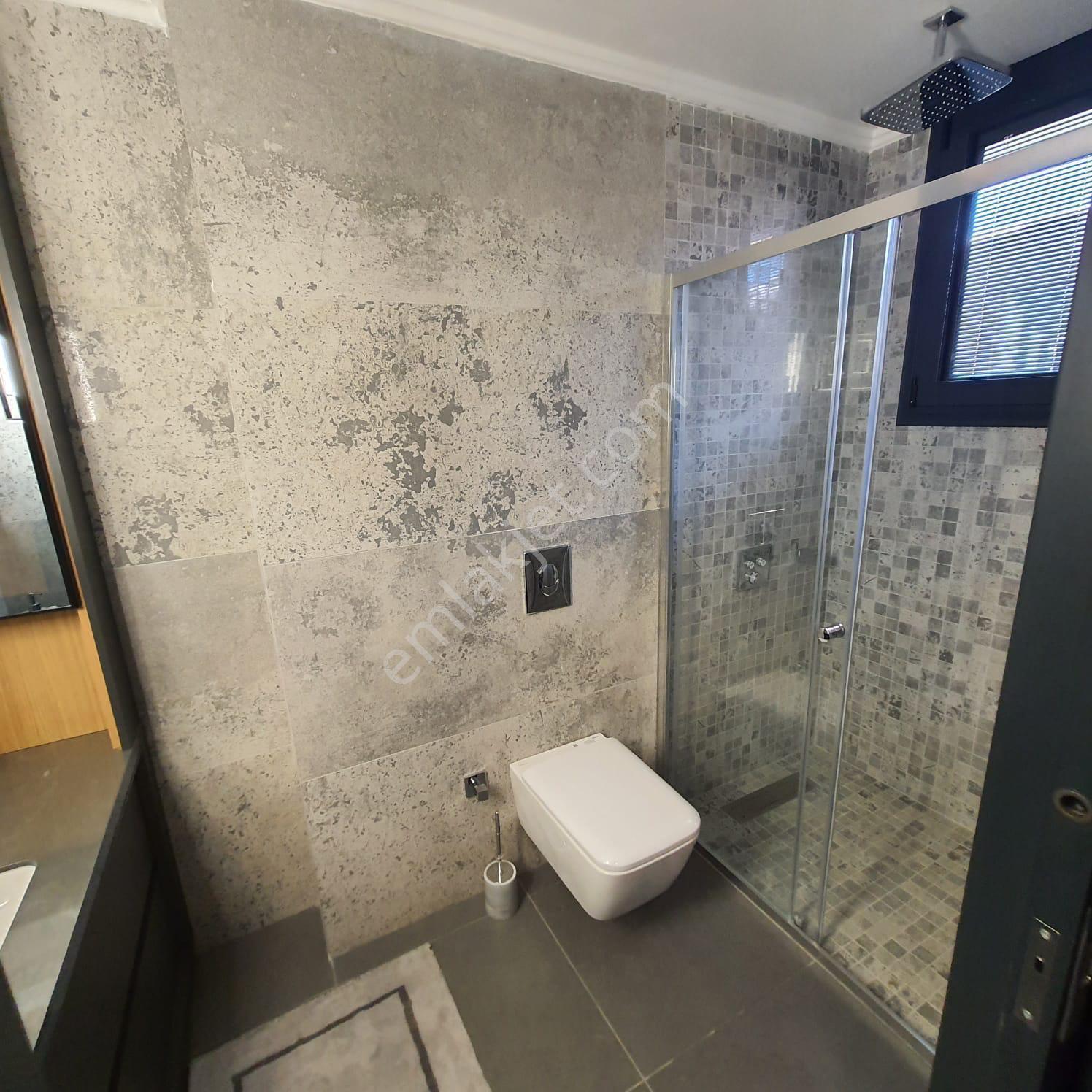 Davutlar'da 400m2 Arsa İçinde Özel Havuzlu Satılık Villa - Görsel 17