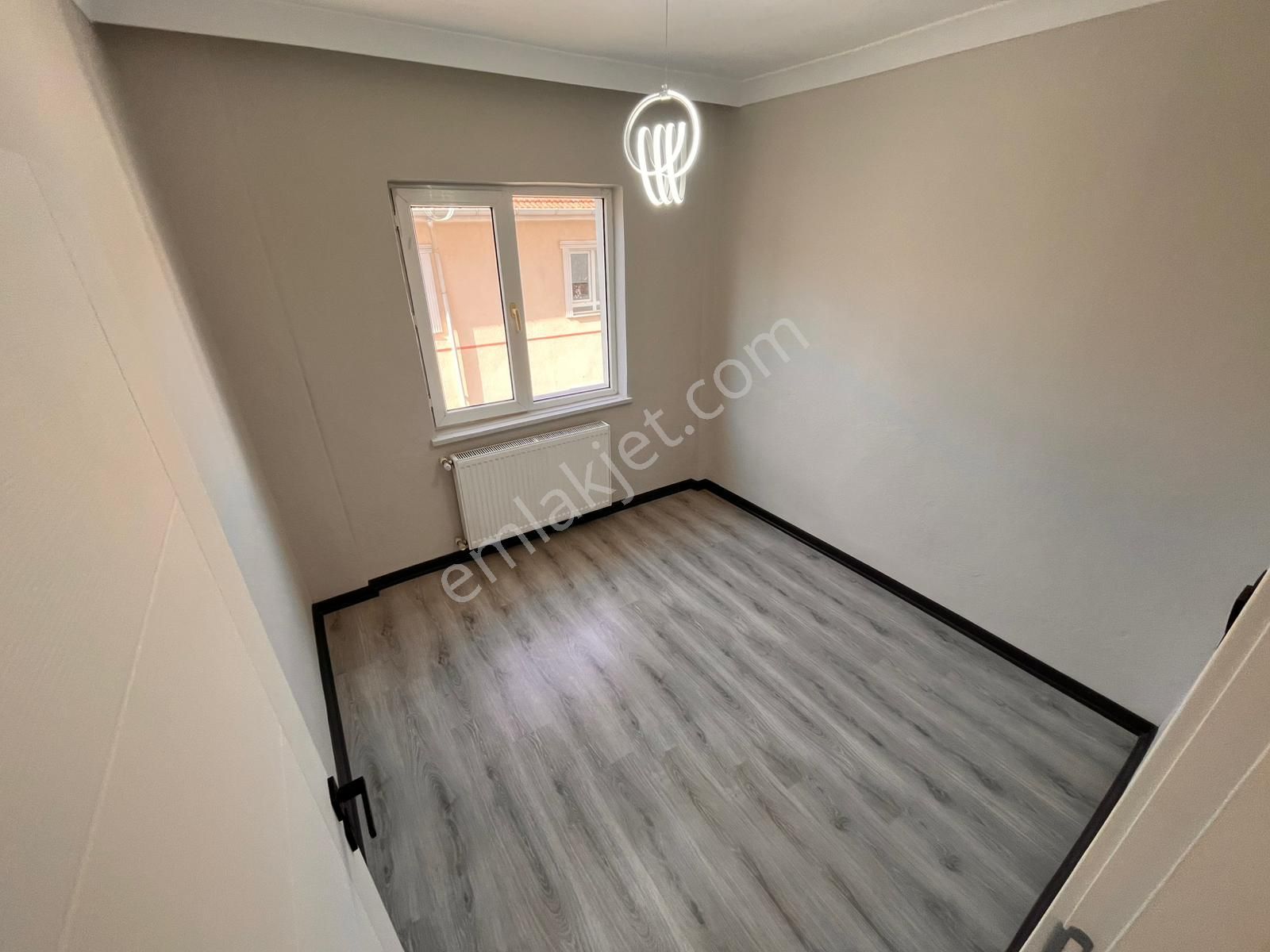 Ankara Kazanç'tan Full Yapılı Cadde Cepheli Salon Bağımsız Satılık 3+1 Daire - Görsel 25