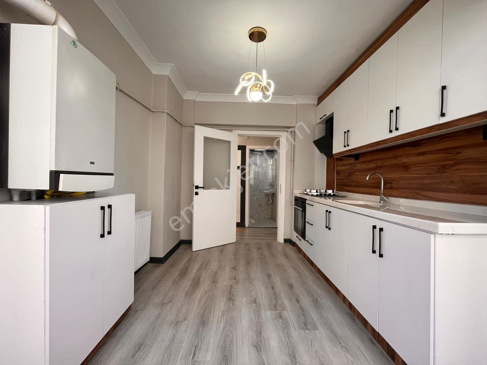 Ankara Kazanç'tan Full Yapılı Cadde Cepheli Salon Bağımsız Satılık 3+1 Daire - Görsel 7