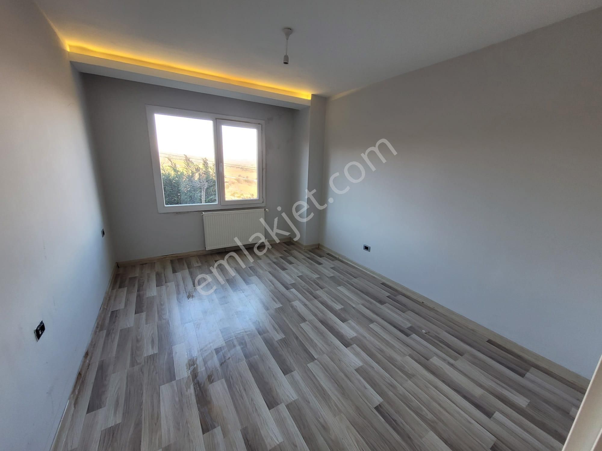 Delux'den Mükemmel Konumda Satılık Bahçekatı 2+1 Daire - Görsel 14