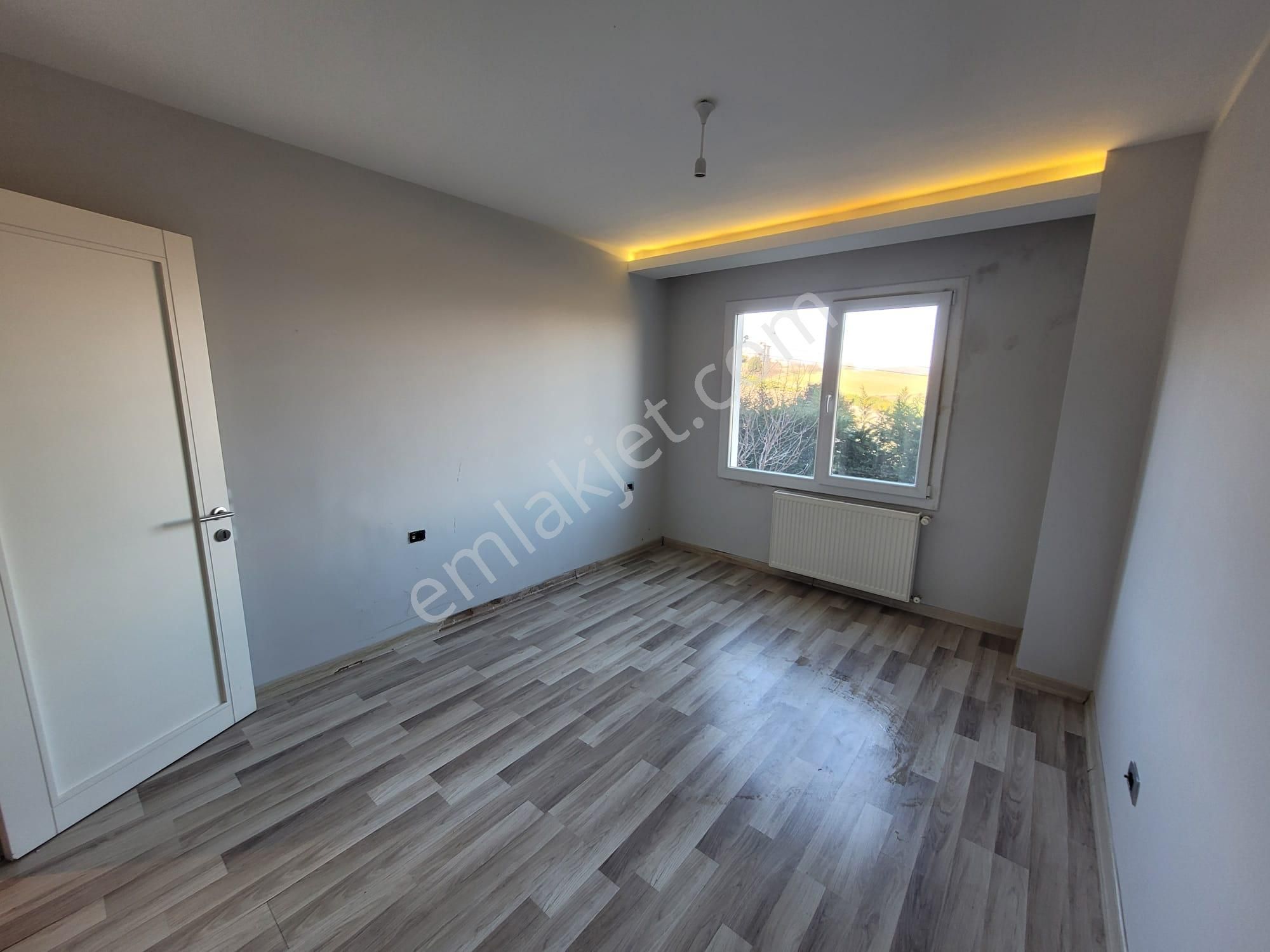 Delux'den Mükemmel Konumda Satılık Bahçekatı 2+1 Daire - Görsel 15