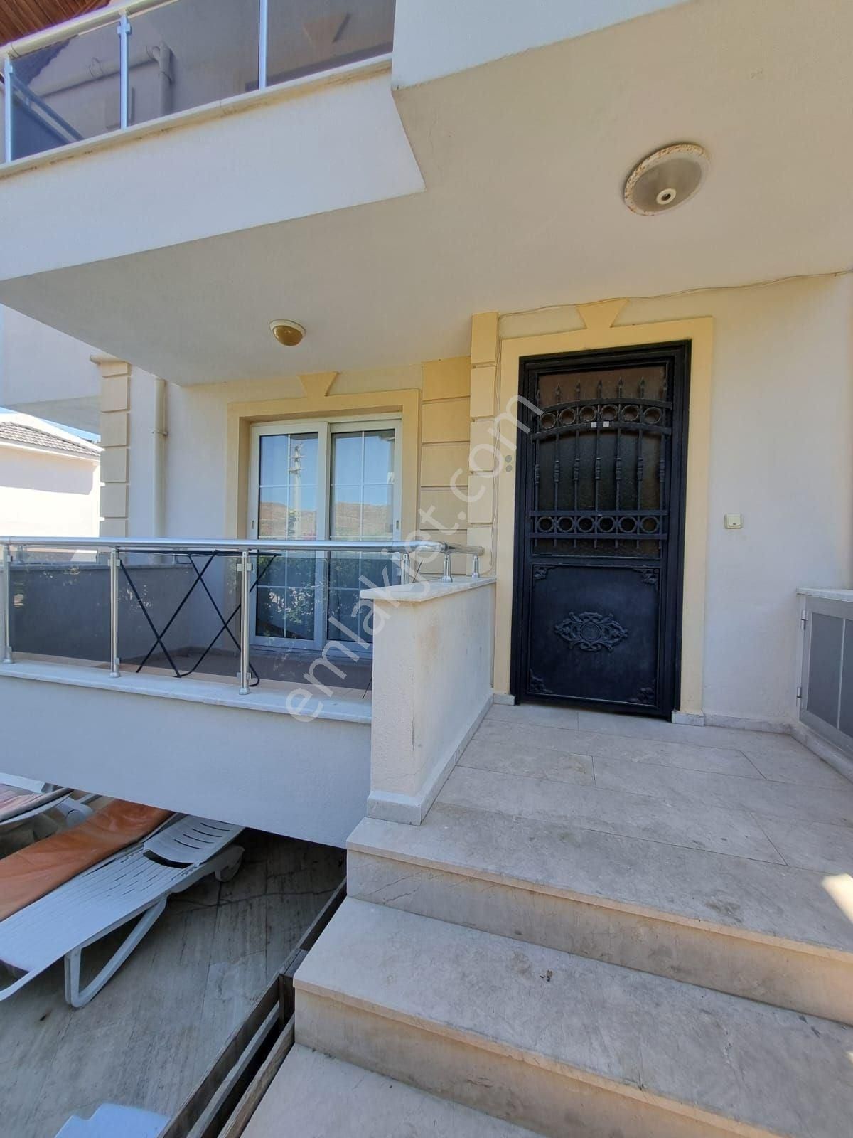 Müjgan Emlaktan Marmaris İçmelerde Havuzlu Eşyalı Kiralık Dubleks - Görsel 4