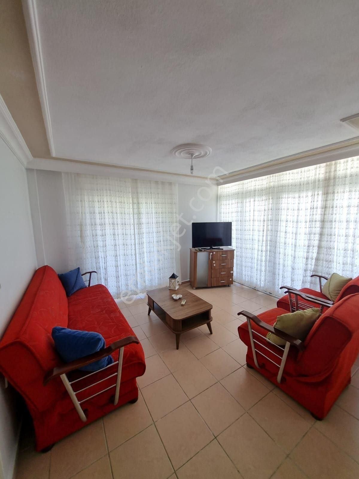 Müjgan Emlaktan Marmaris İçmelerde Havuzlu Eşyalı Kiralık Dubleks - Görsel 11