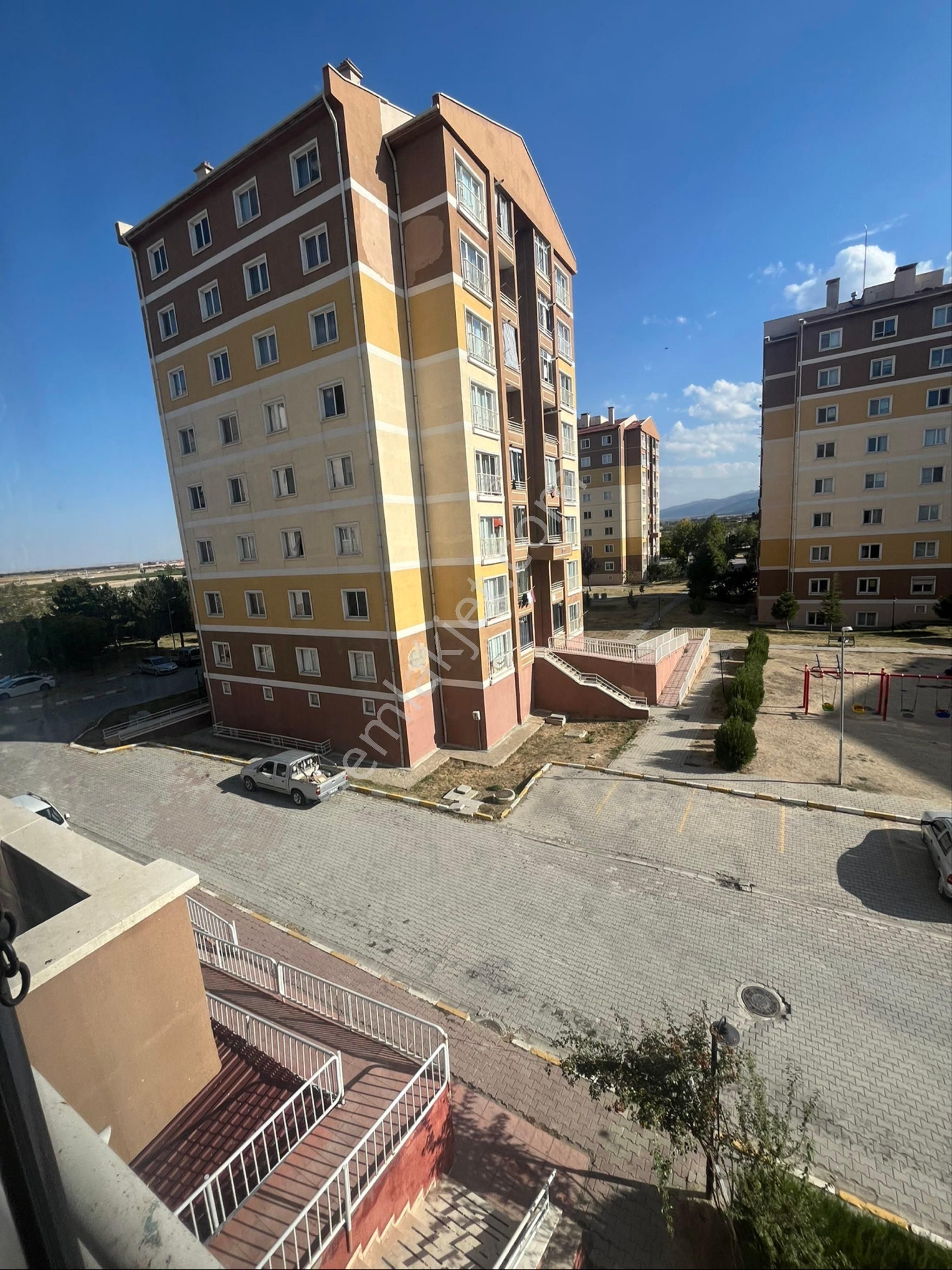 Maya Emlaktan Toki De 2+1 Fiyatına 3+1 Bakımlı Daire - Görsel 26