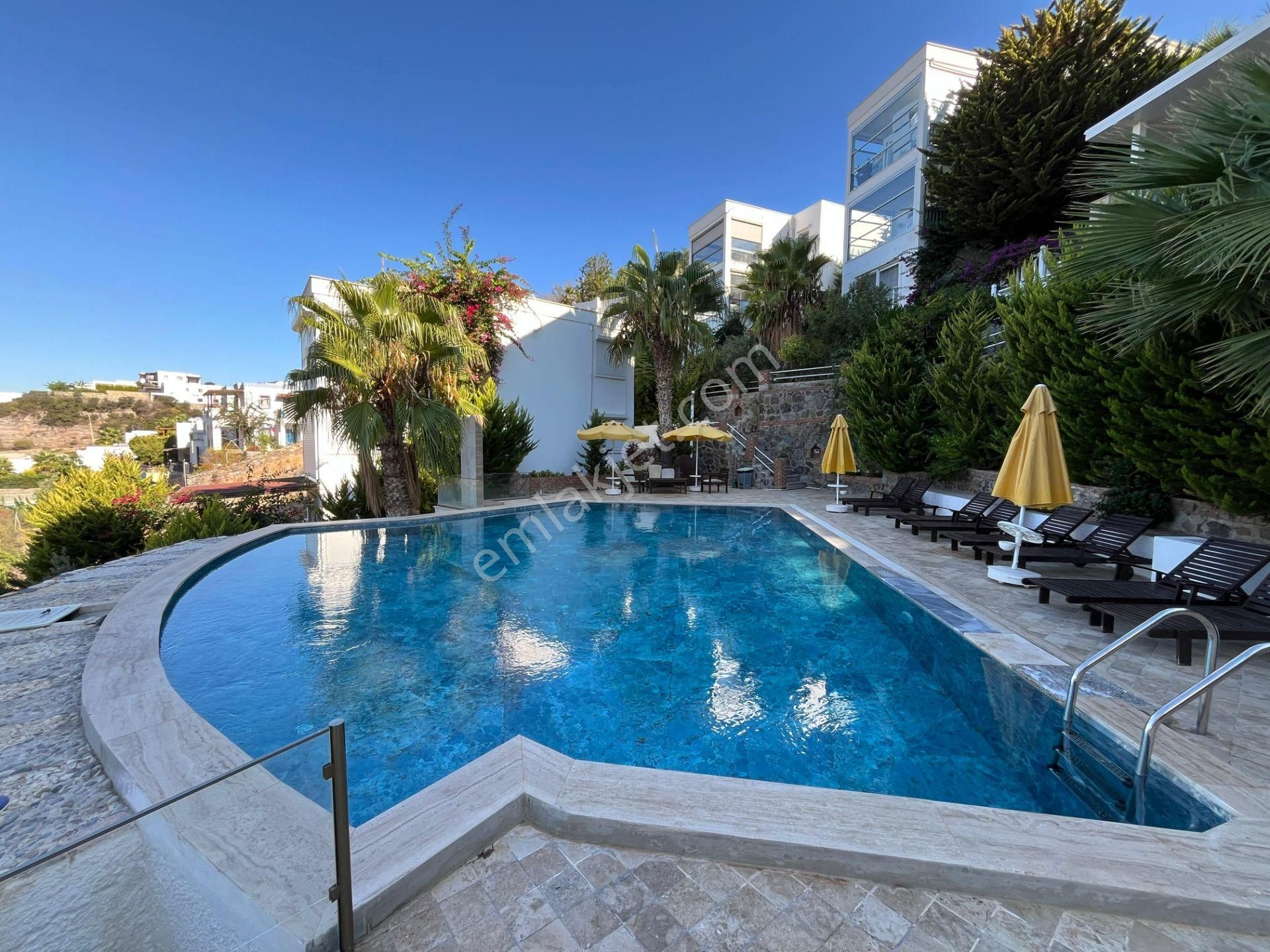 Yalıkavak Gerişte Site İçinde Satılık 2+1 Bahçe Katı Daire - Görsel 6