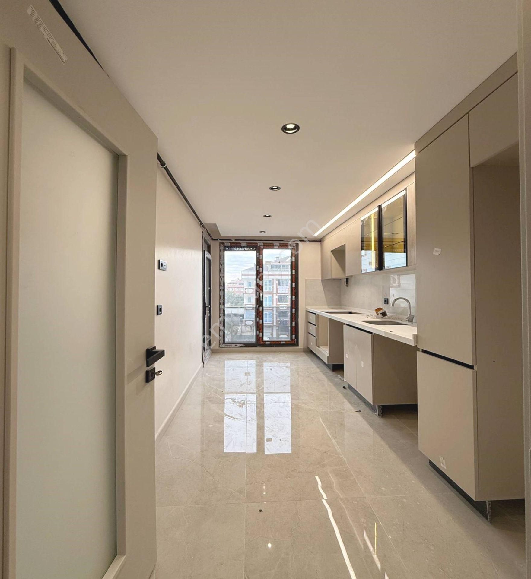 Bahçeşehir Bölge Yeni Mimari Tasarımlı 2+1 Ara Kat Satılık Daire - Görsel 11