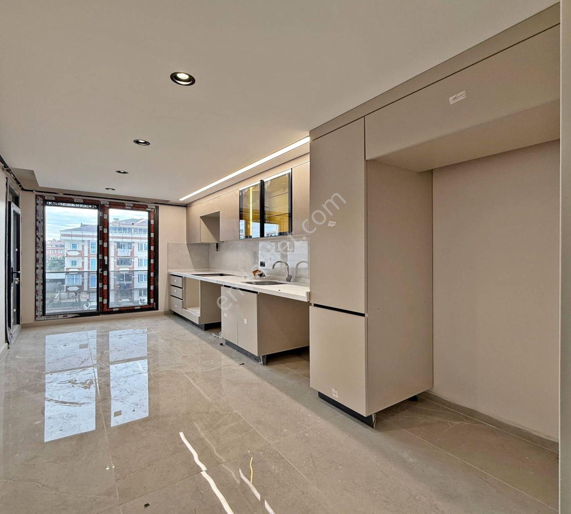 Bahçeşehir Bölge Yeni Mimari Tasarımlı 2+1 Ara Kat Satılık Daire - Görsel 12