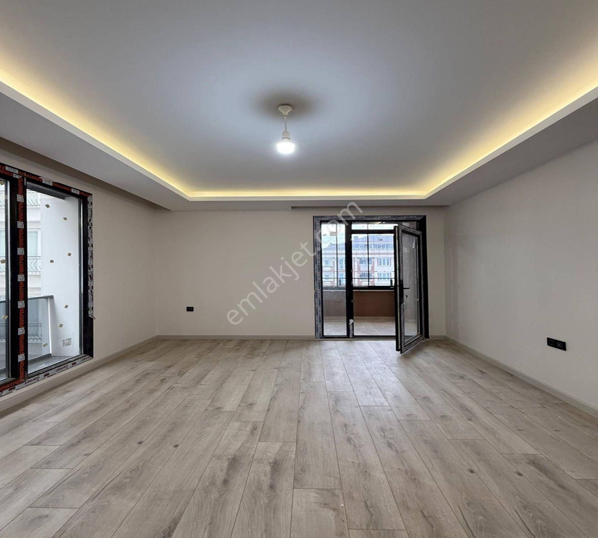 Bahçeşehir Bölge Yeni Mimari Tasarımlı 2+1 Ara Kat Satılık Daire - Görsel 4