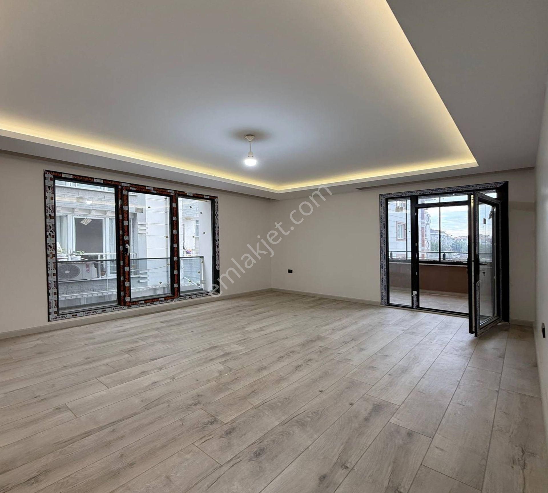 Bahçeşehir Bölge Yeni Mimari Tasarımlı 2+1 Ara Kat Satılık Daire - Görsel 3