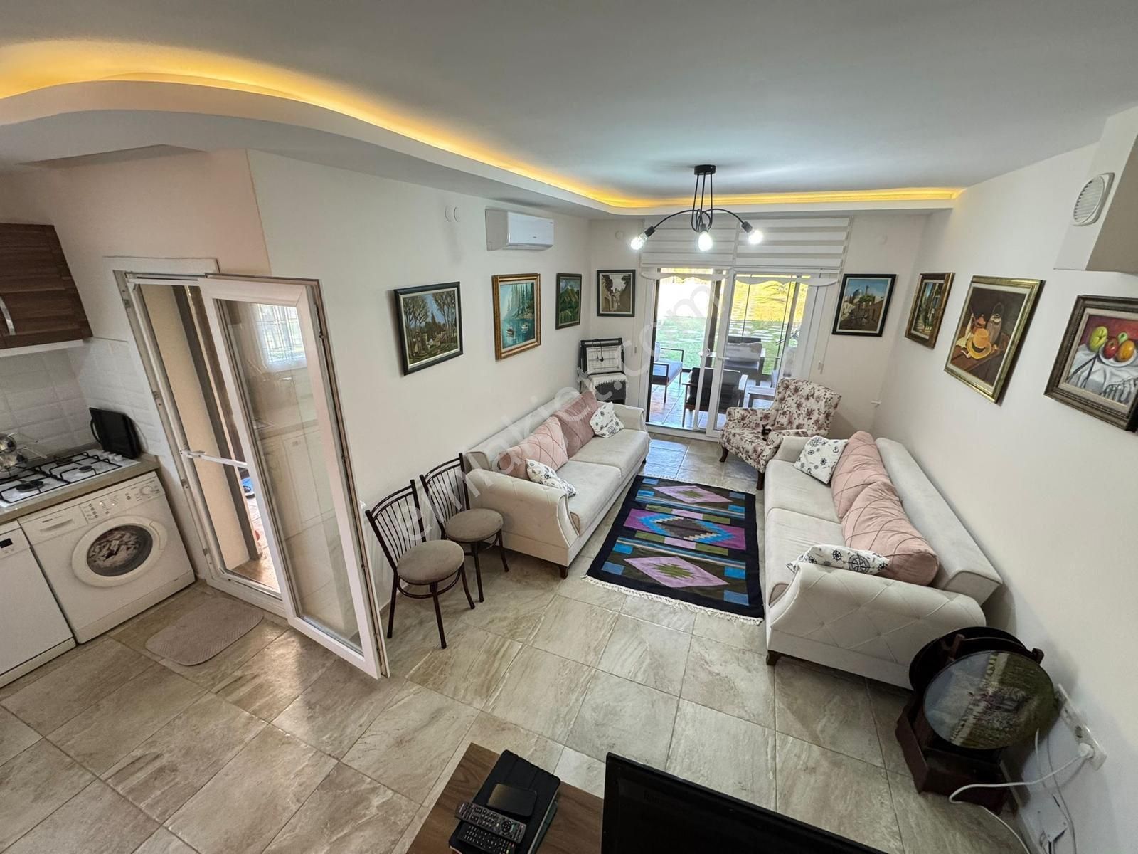 Denize Yakın Havuzlu Site İçinde 3 + 1 Satılık Yazlık - Görsel 10