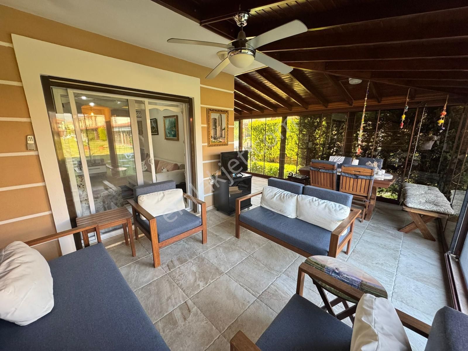 Denize Yakın Havuzlu Site İçinde 3 + 1 Satılık Yazlık - Görsel 7