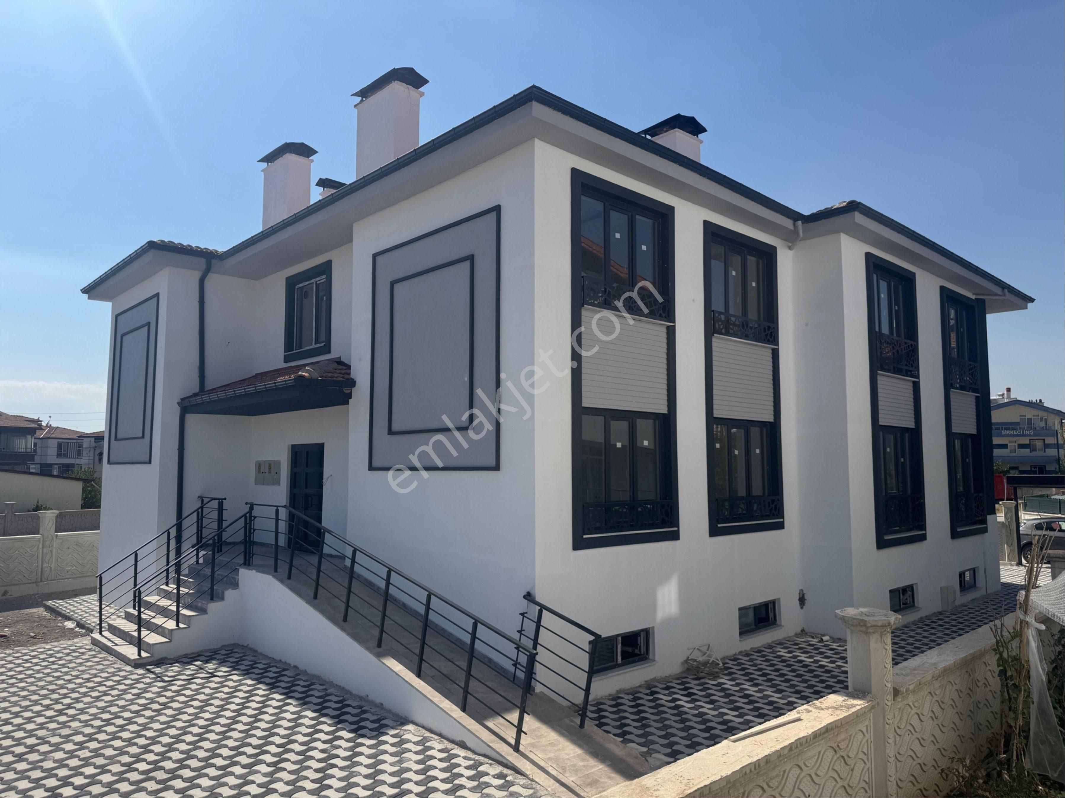 Gürhan Gayrimenkulden Satılık Alakovada Ultra Lüks 3+1 Daire - Görsel 26