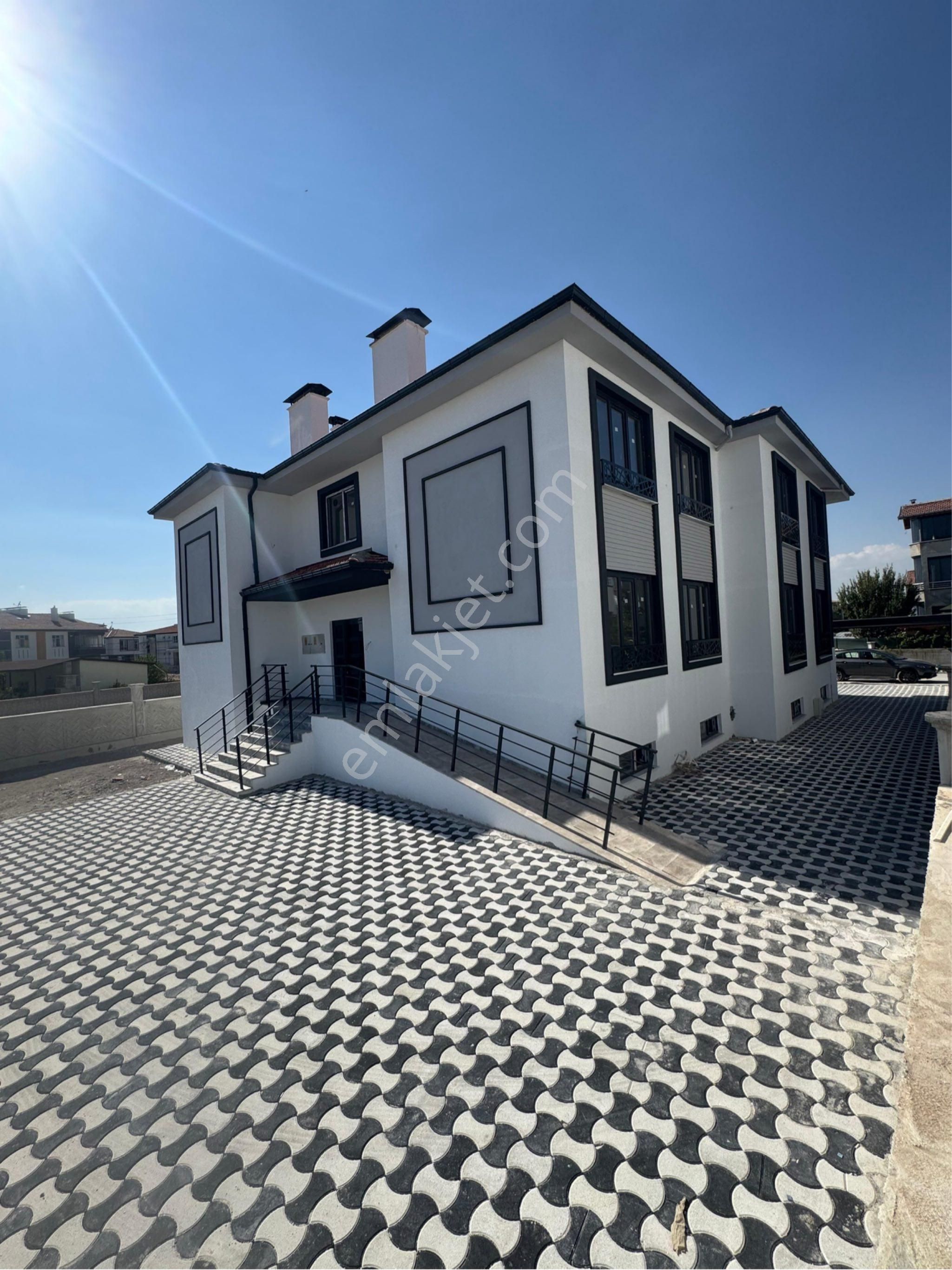 Gürhan Gayrimenkulden Satılık Alakovada Ultra Lüks 3+1 Daire - Görsel 25