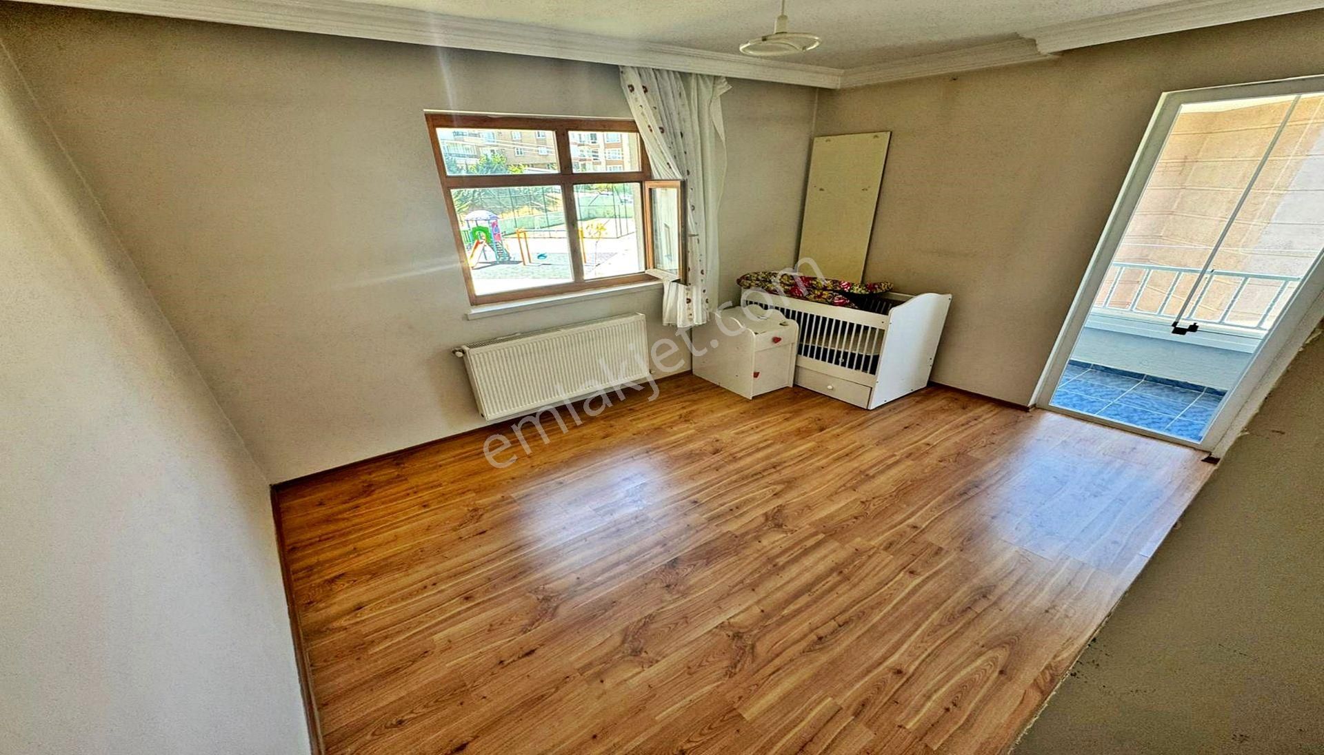 Yayla'da Merve Fırın Karşısı Emsallerinden Uygun Genç Binada 3+1 - Görsel 6