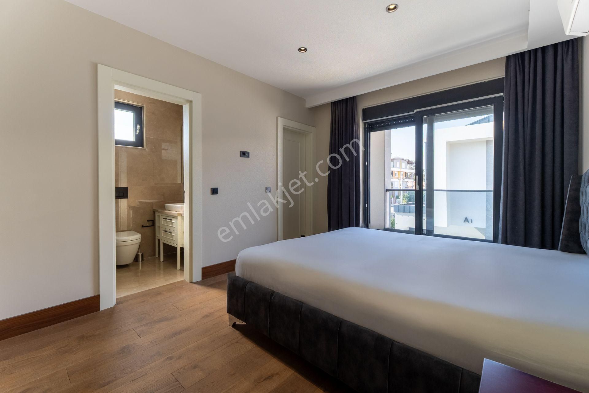 Antalya Döşemealtı Yeşilbayır'da Site İçi Mustakil Havuzlu Villa - Görsel 9